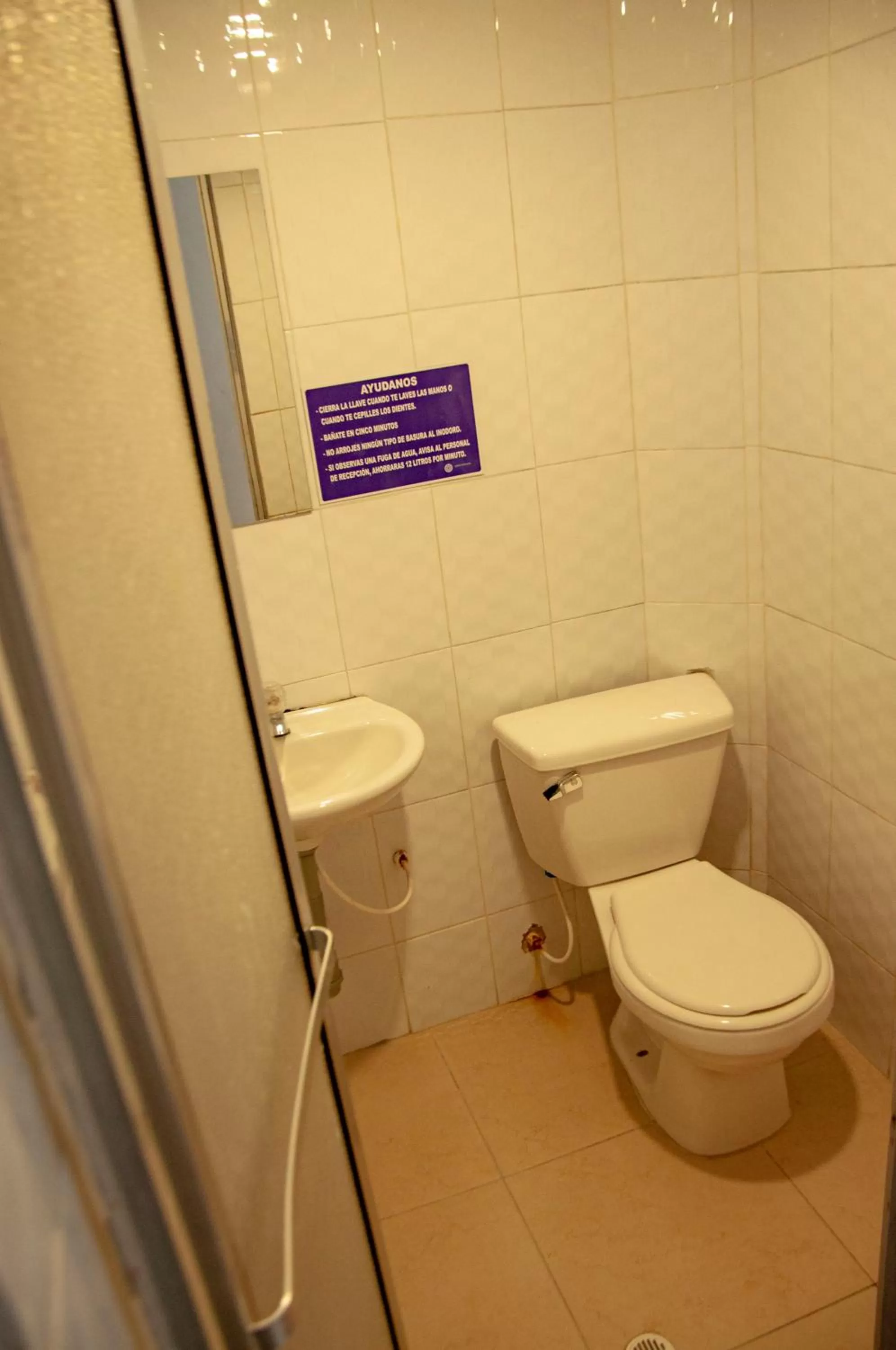 Bathroom in La Gran Fortaleza B&B