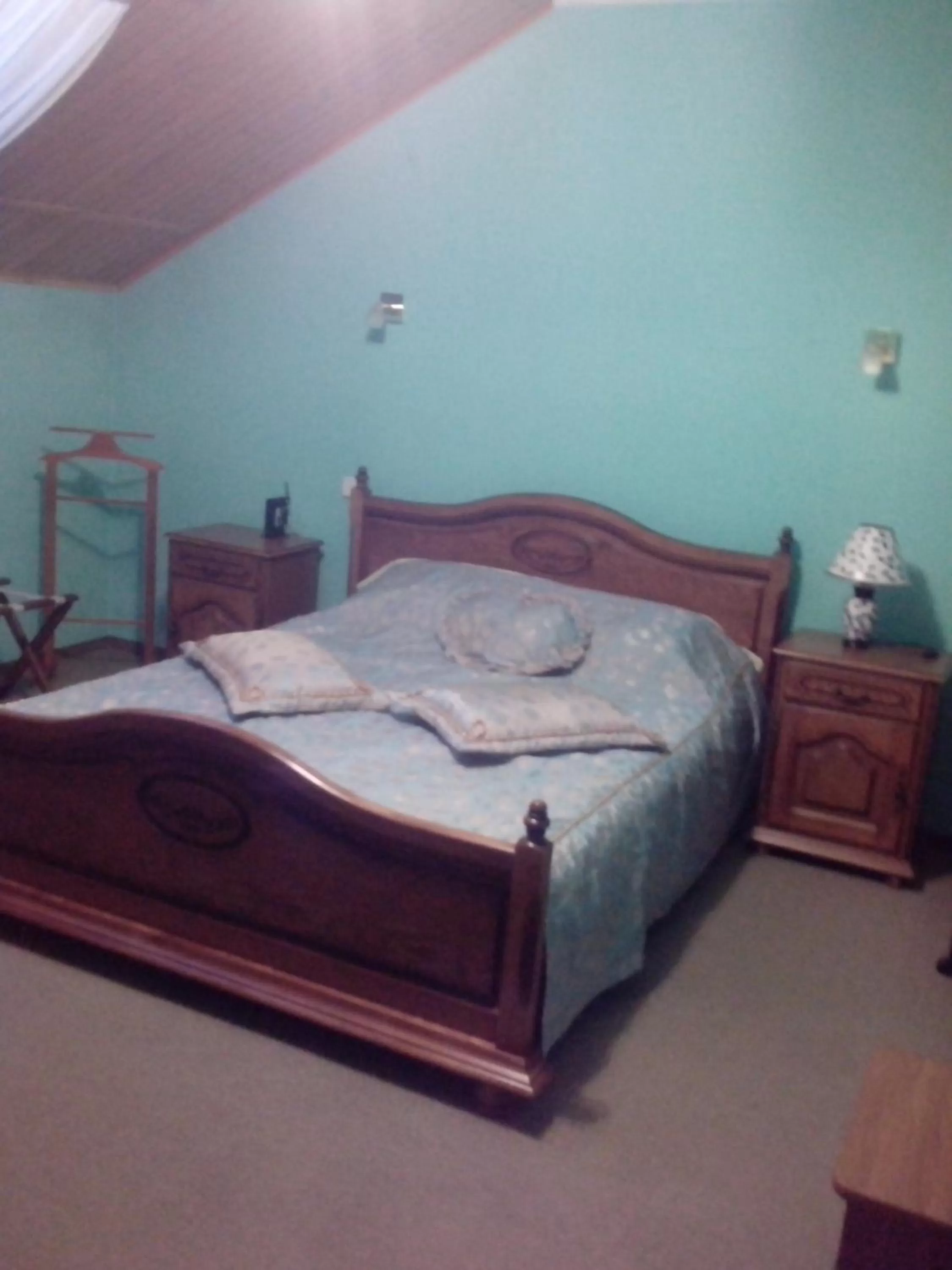 Bed in Morshynska Vezha Hotel