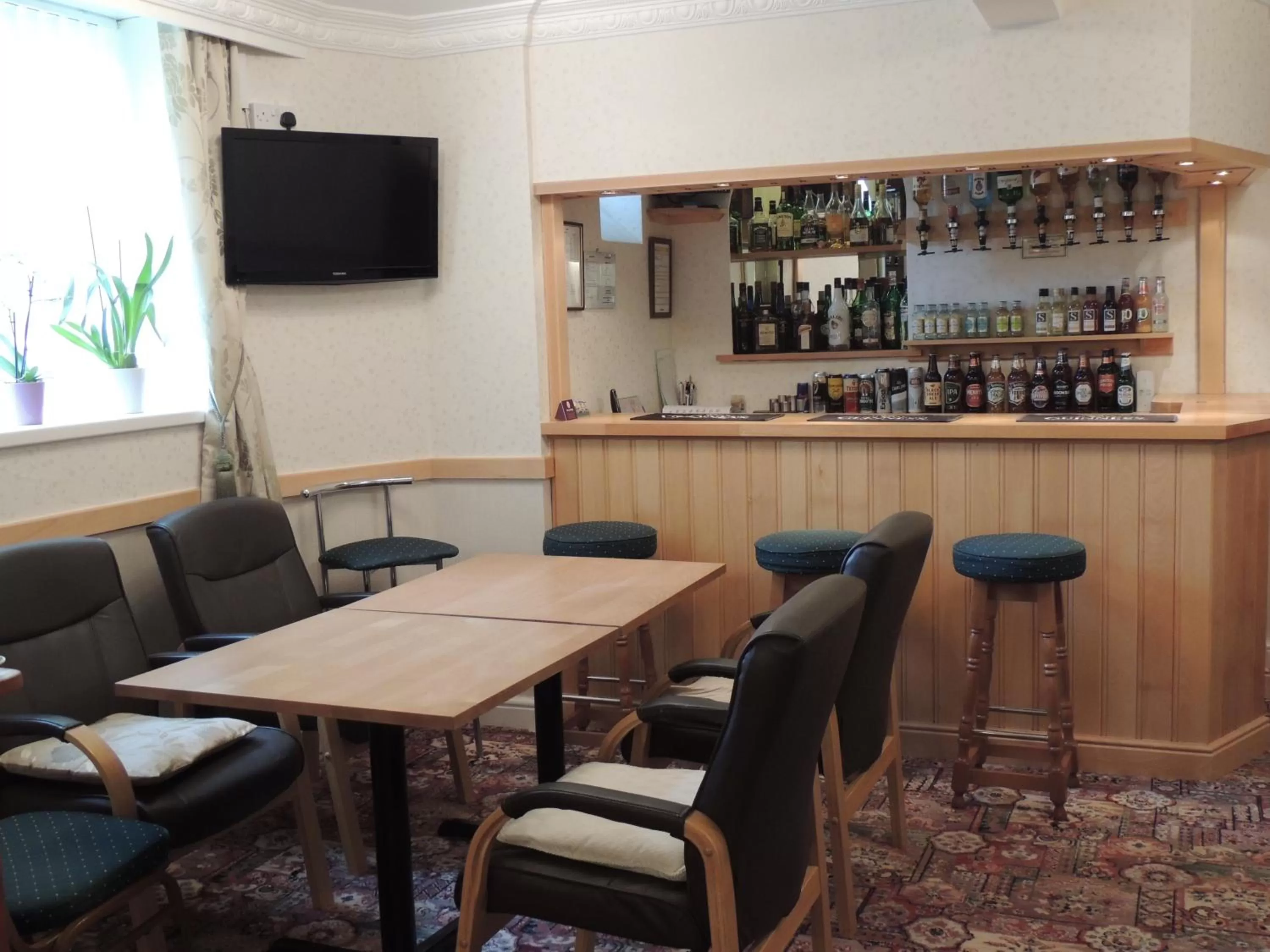 Lounge or bar in Paignton Court