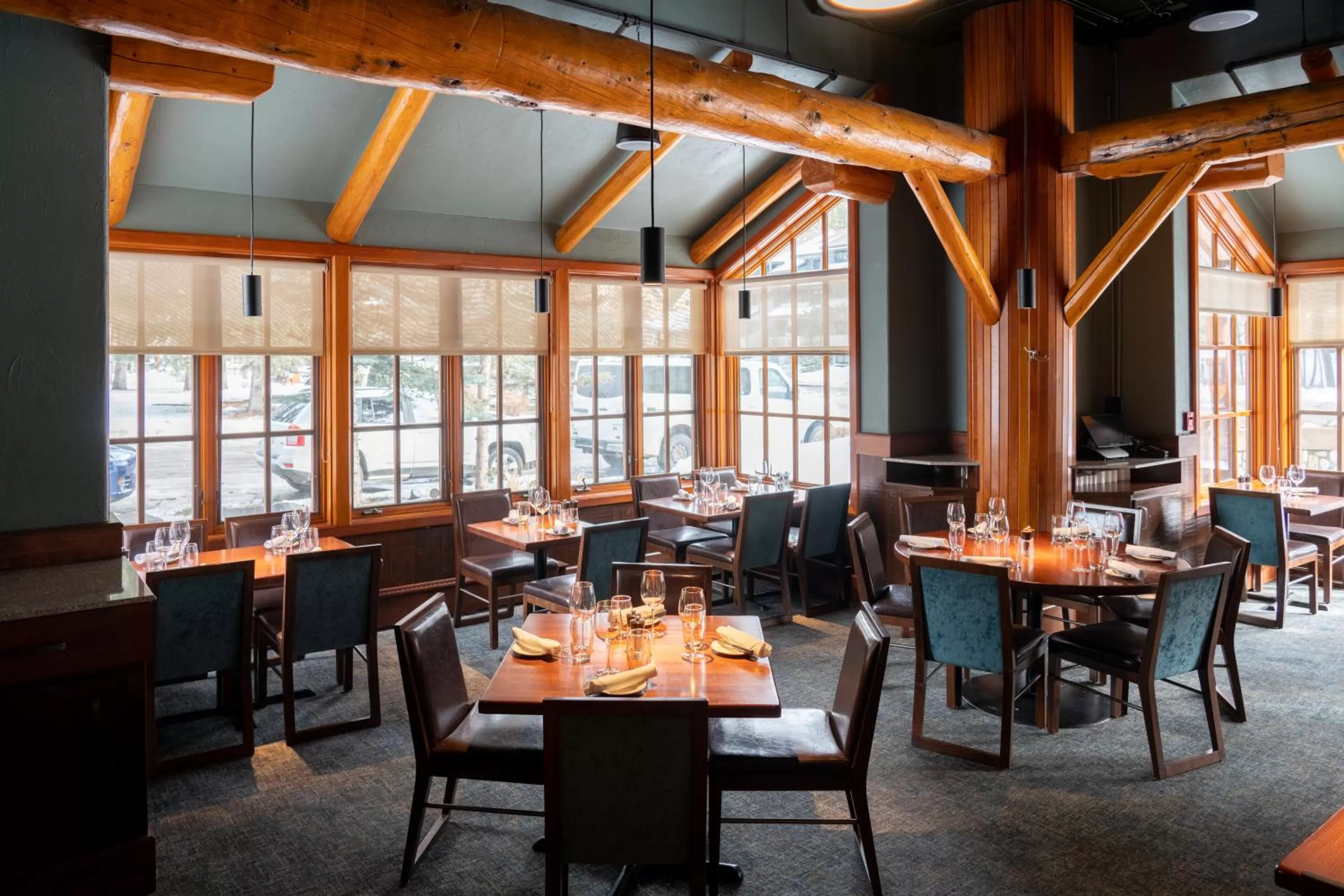 Restaurant/places to eat in Banff Caribou Lodge and Spa