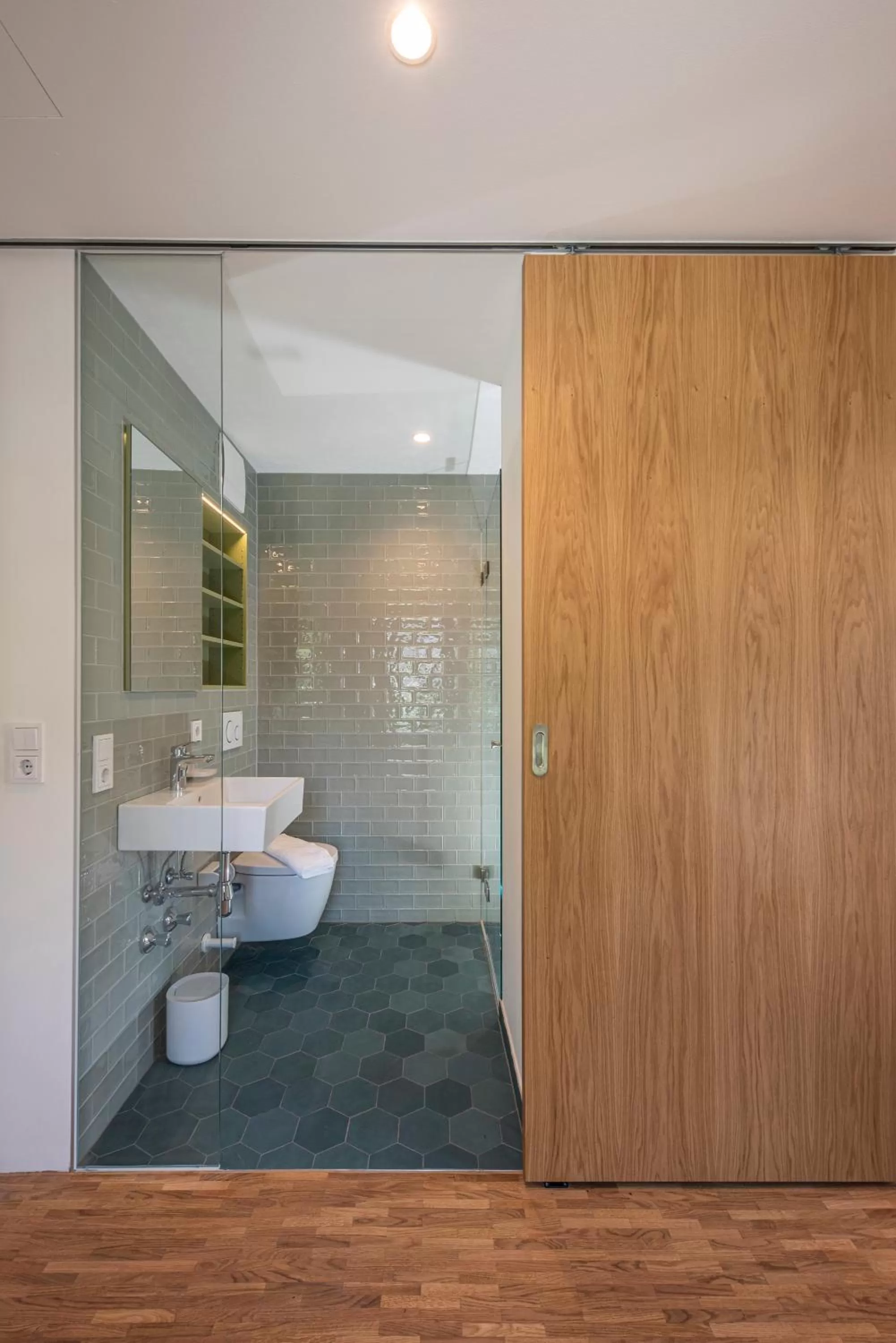 Bathroom in pradl elf my- apartment