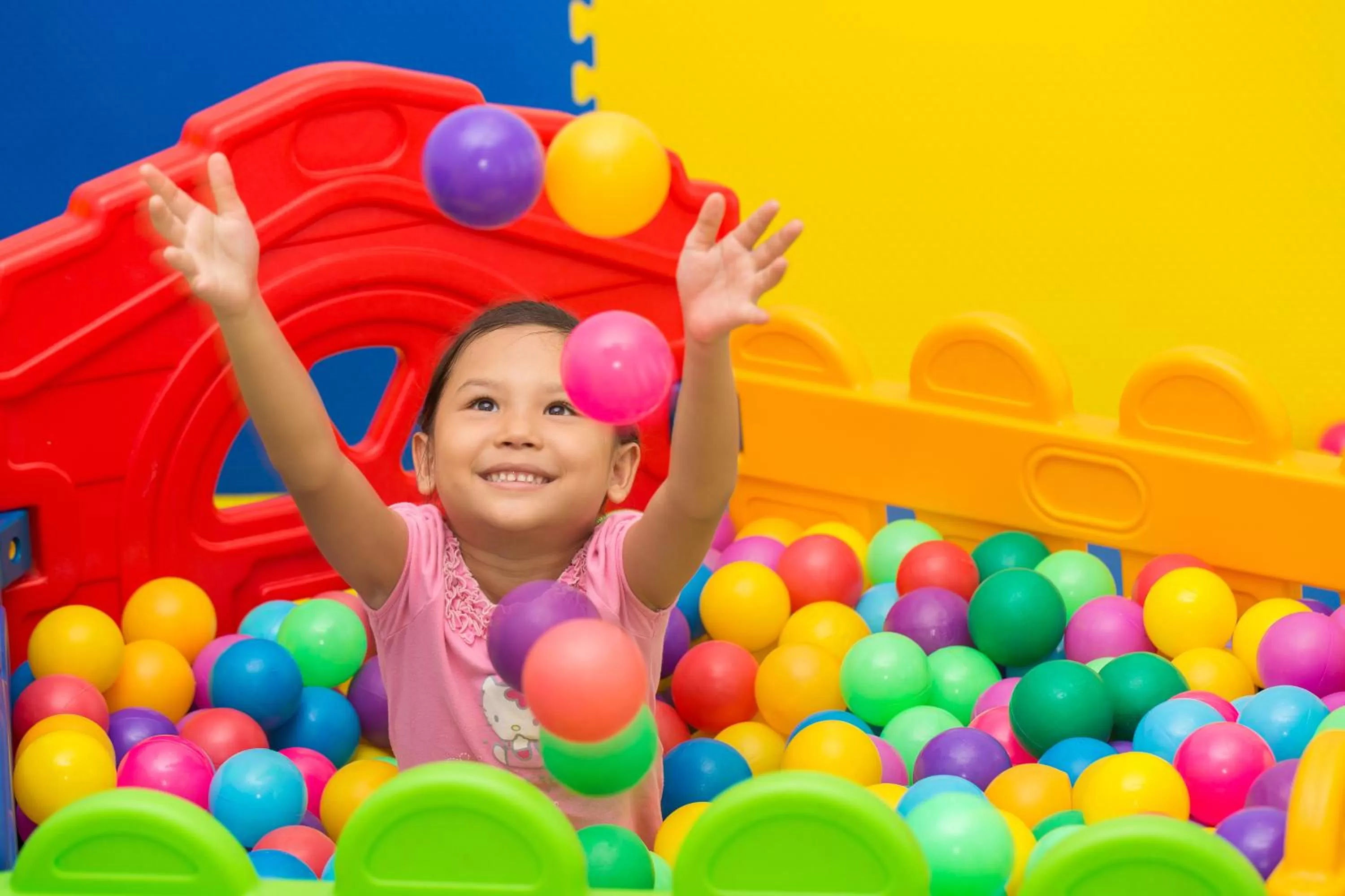Family in D Varee Jomtien Beach, Pattaya