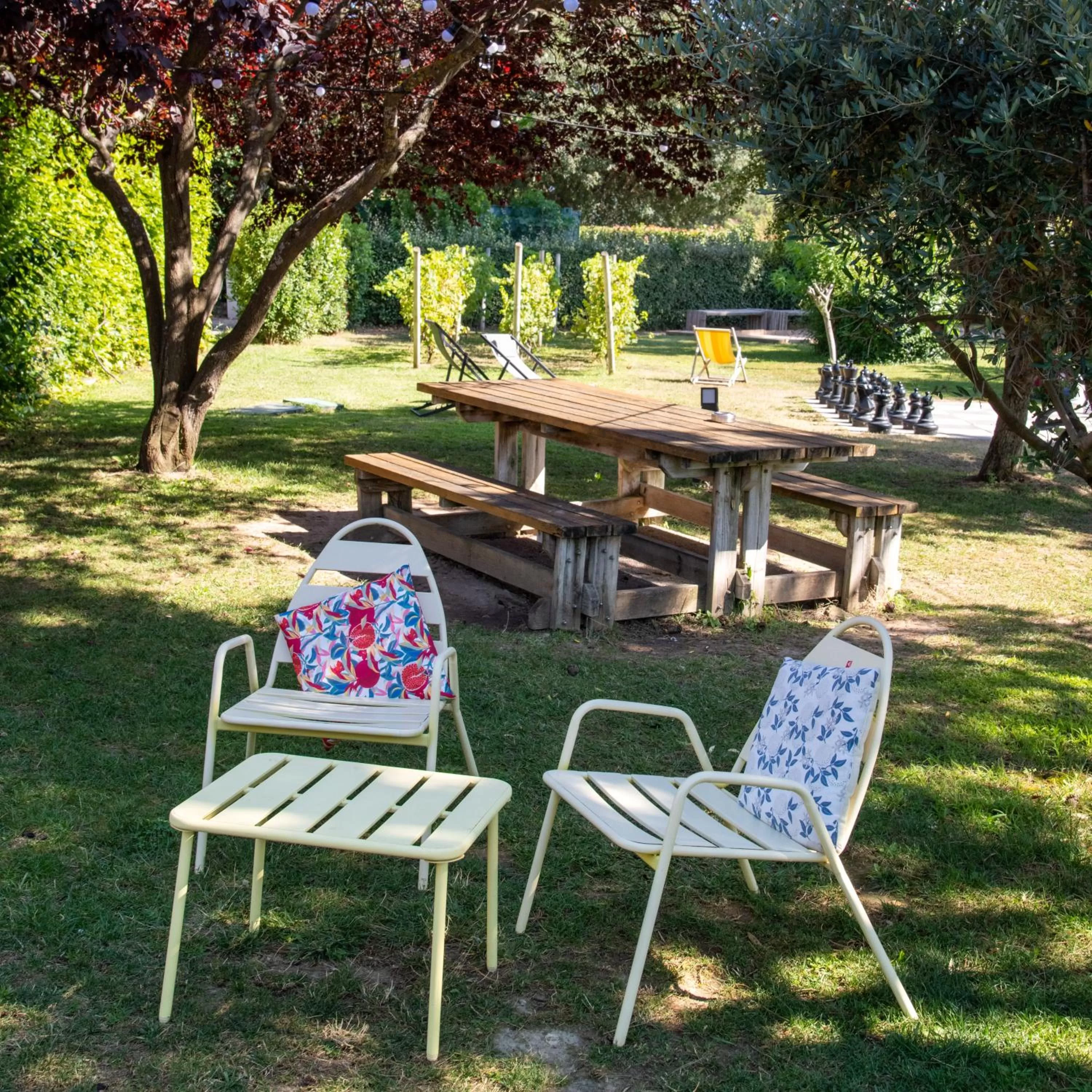 Garden in ibis Aix en Provence