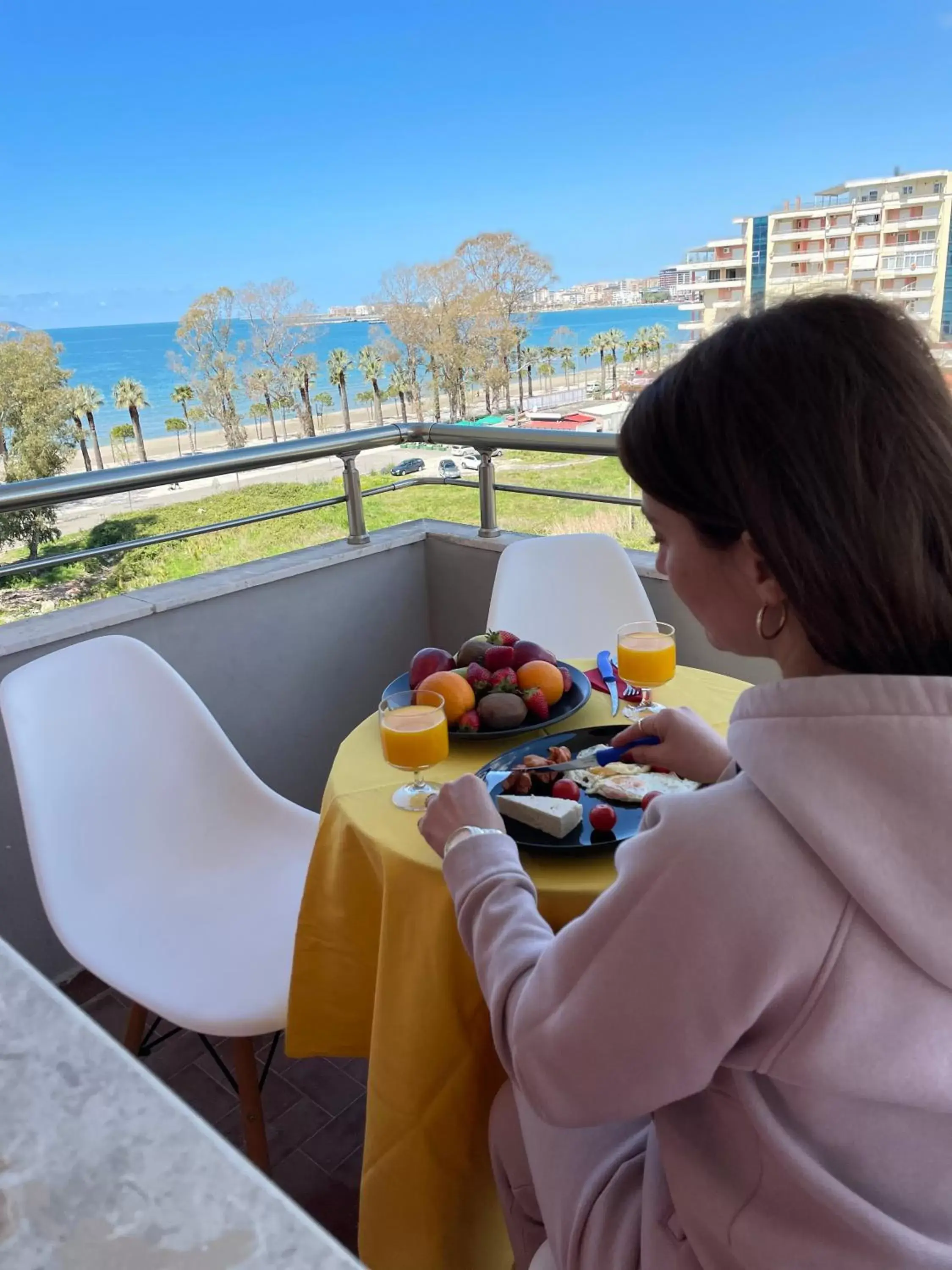 Two-Bedroom Apartment in FAMILY SUITE RESIDENCE Two-Bedroom Apartment in FAMILY SUITE RESIDENCE