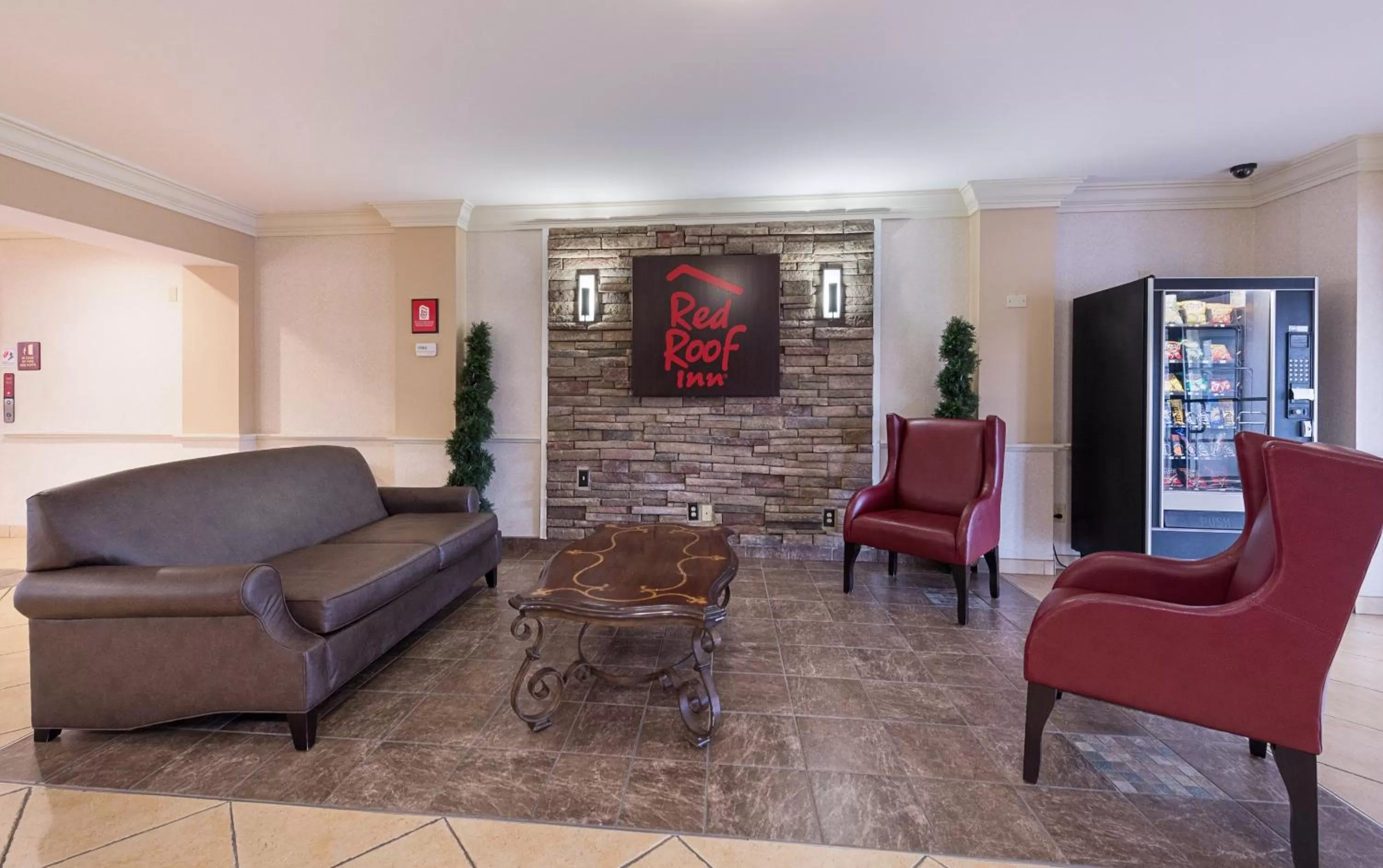 Lobby or reception in Red Roof Inn Etowah – Athens, TN