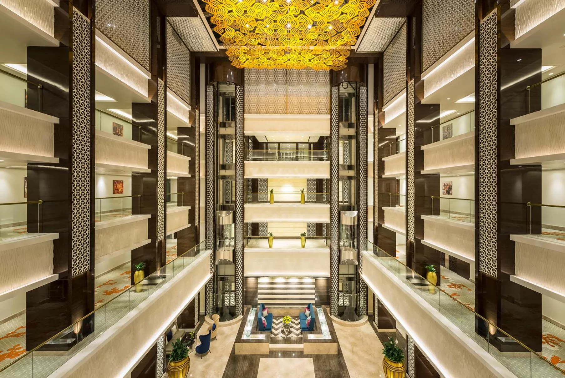 Lobby or reception in Radisson Blu Hotel, Ajman