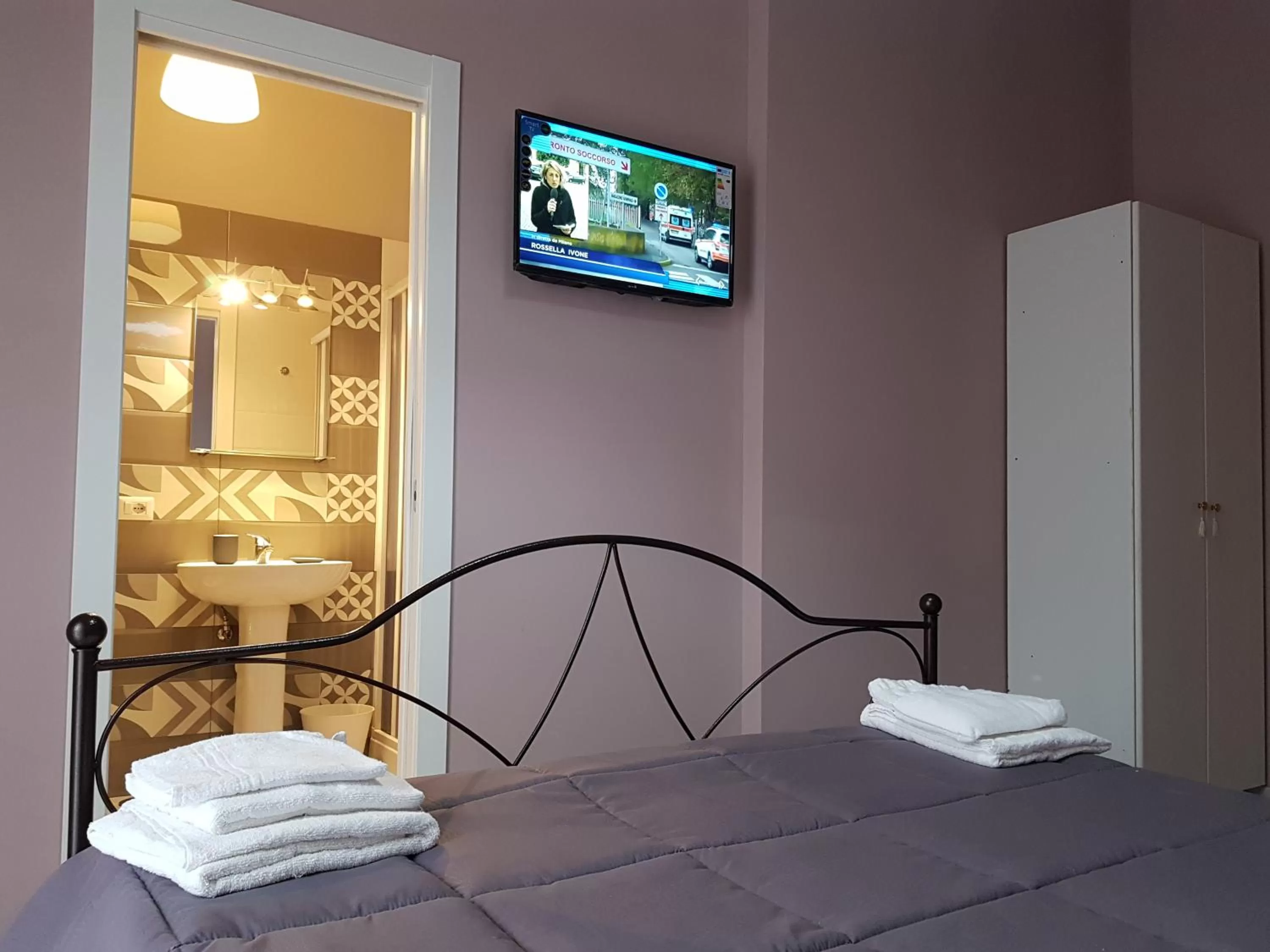 Bed in B&B President