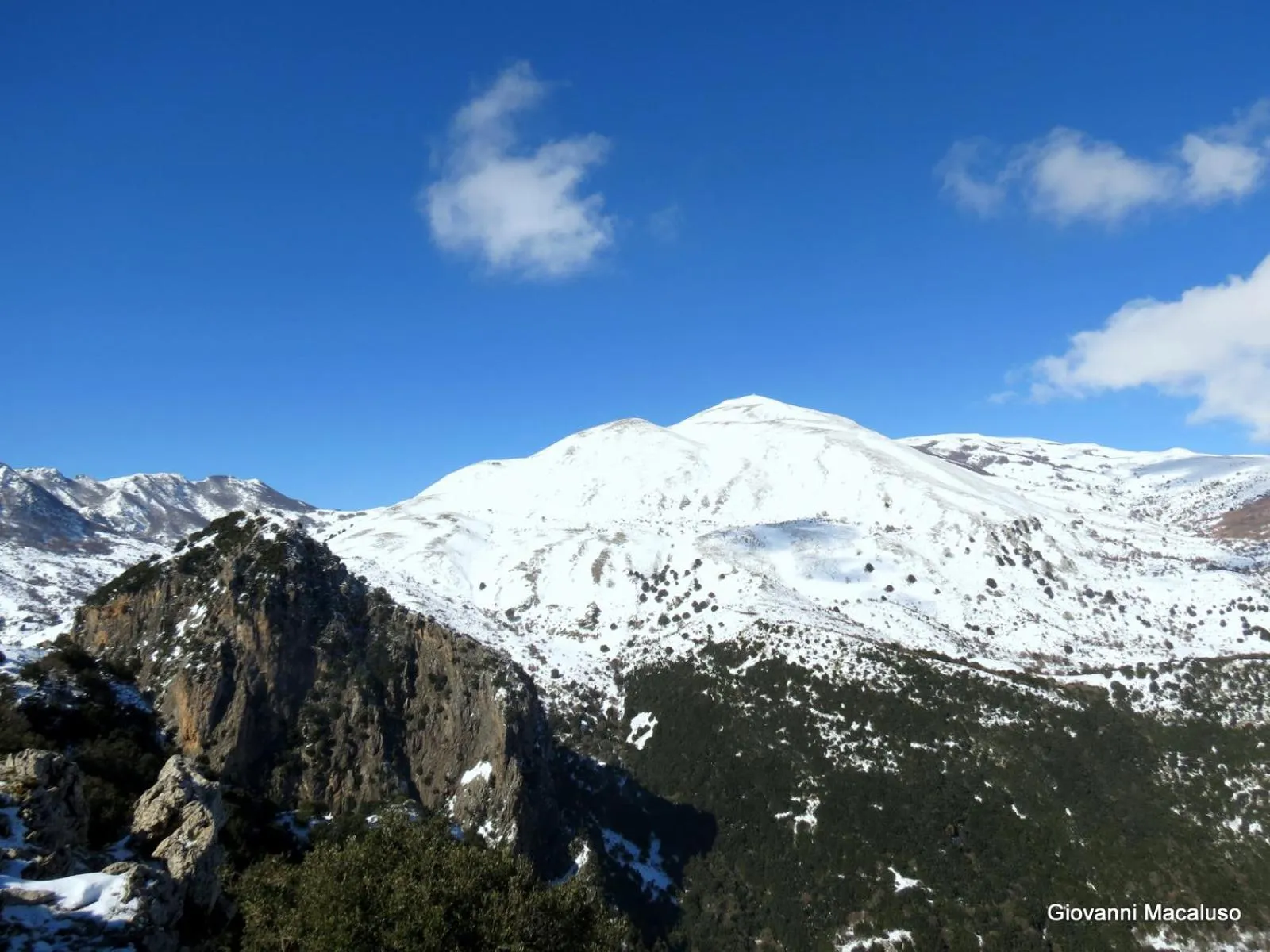 Skiing in Hotel Residenza Petra