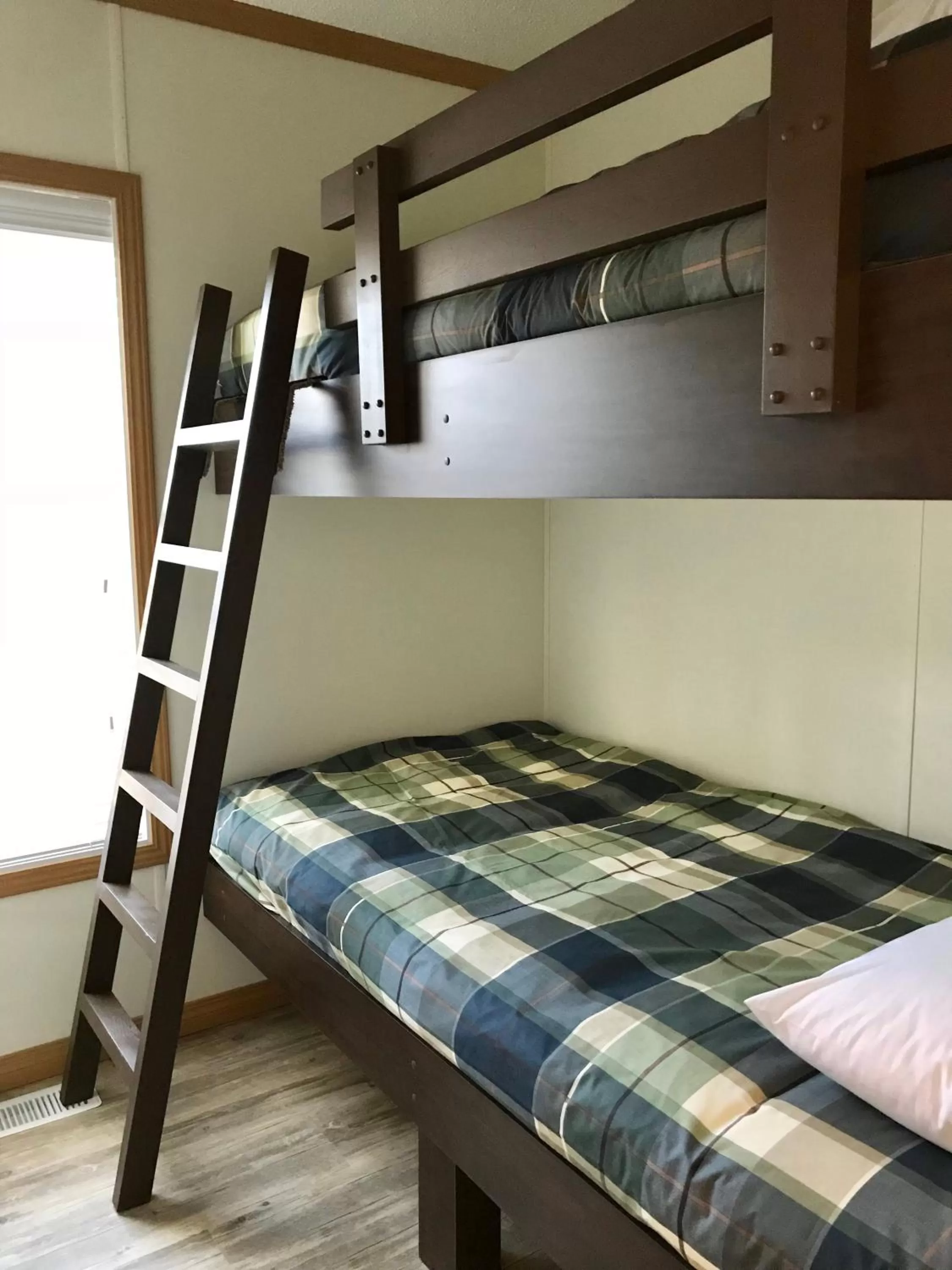 bunk bed, Bed in Fairmont Hot Springs Resort
