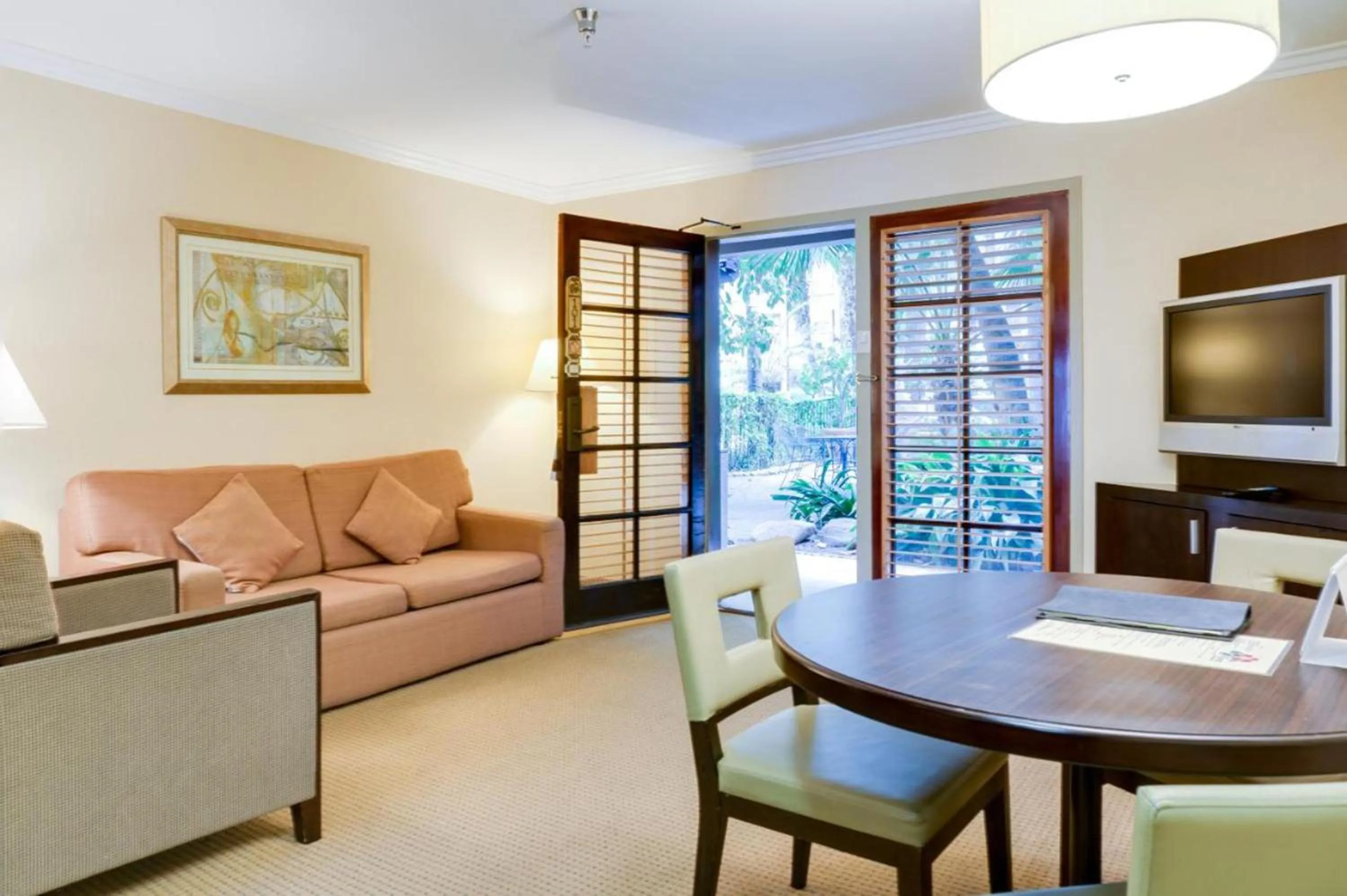 One-Bedroom Suite with Sofa Bed in Buena Park Grand Hotel & Suites