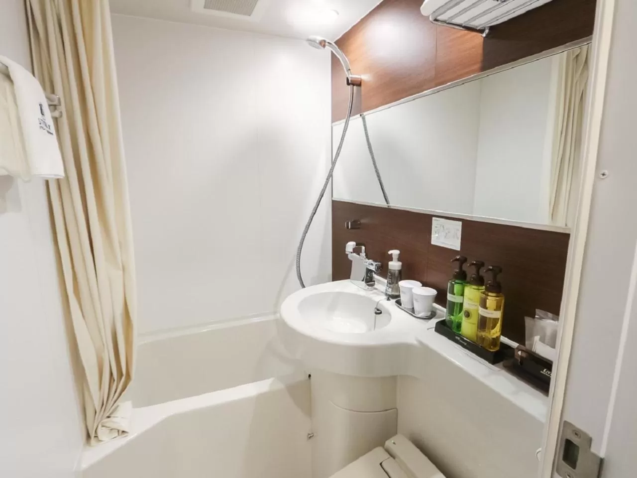 Bathroom in HOTEL LiVEMAX Akihabara Kita