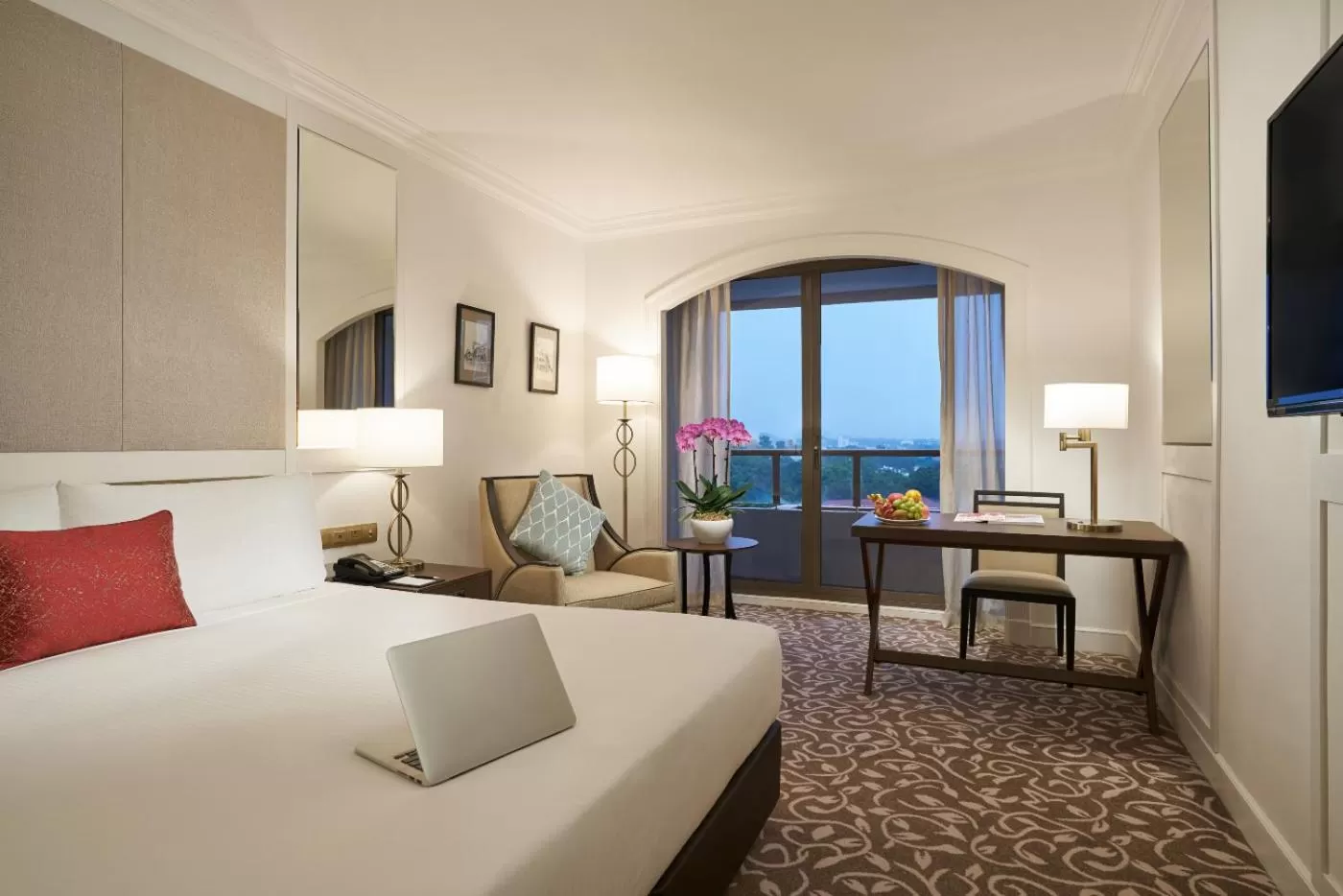 Bed in Orchard Rendezvous Hotel by Far East Hospitality