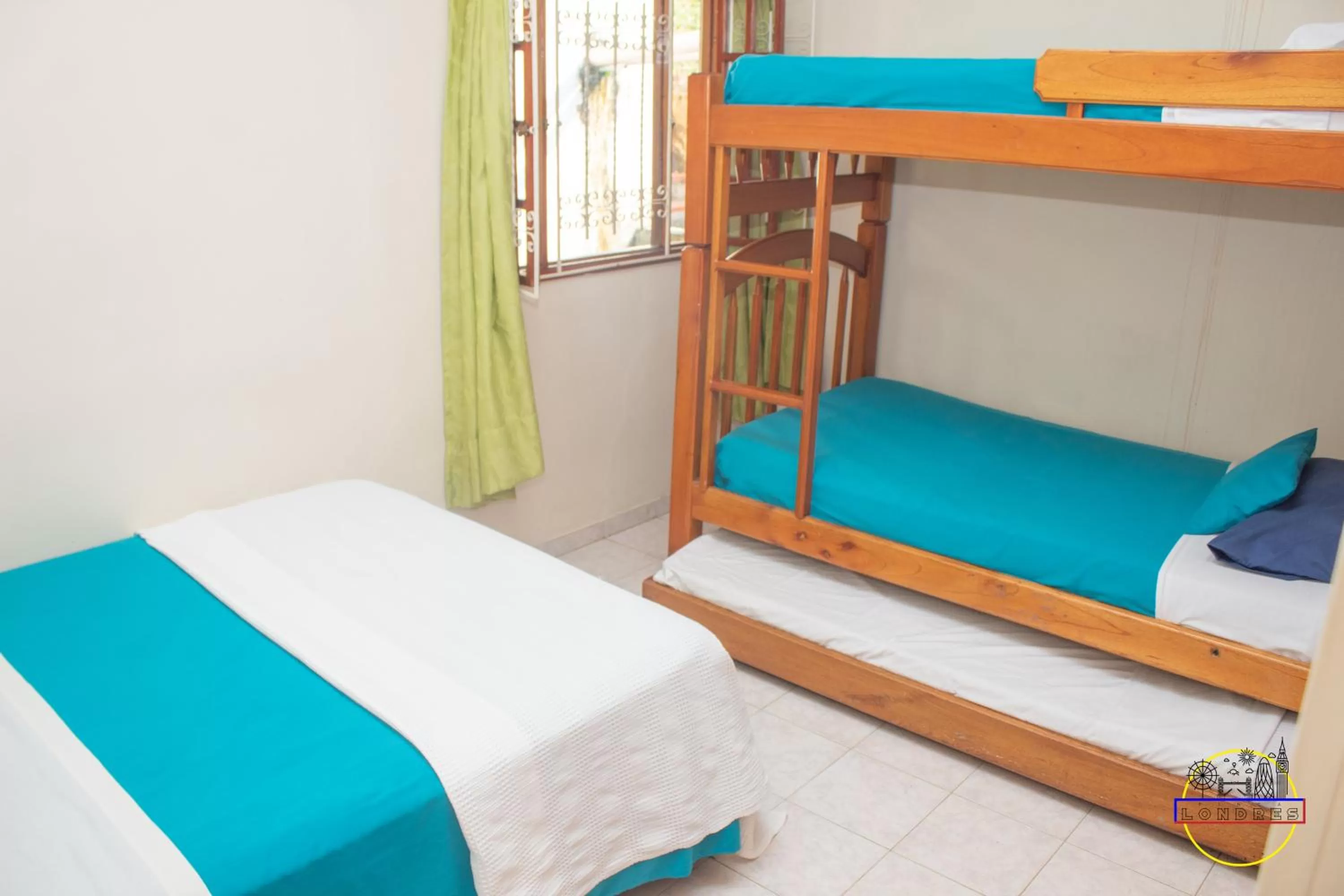 Photo of the whole room in Hotel Finca Londres