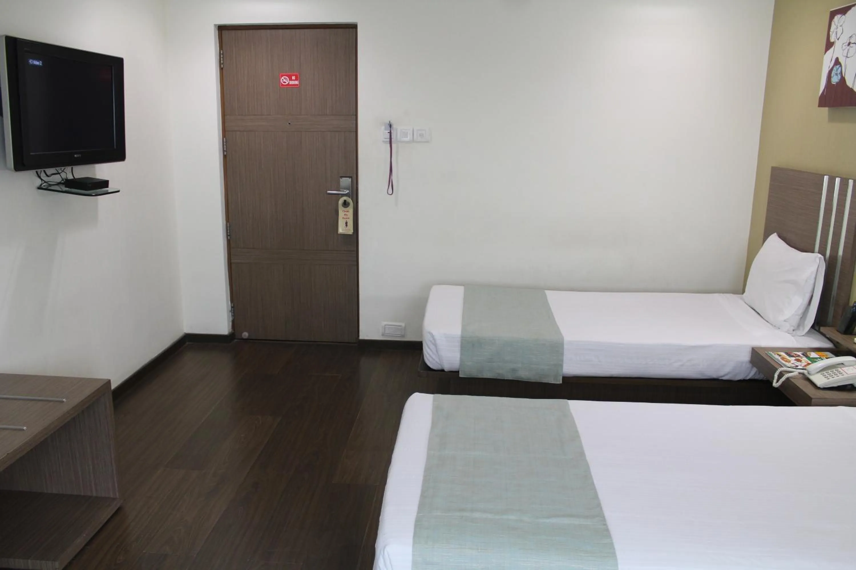 Bedroom, Bed in The Lotus Apartment Hotel, Venkatraman Street