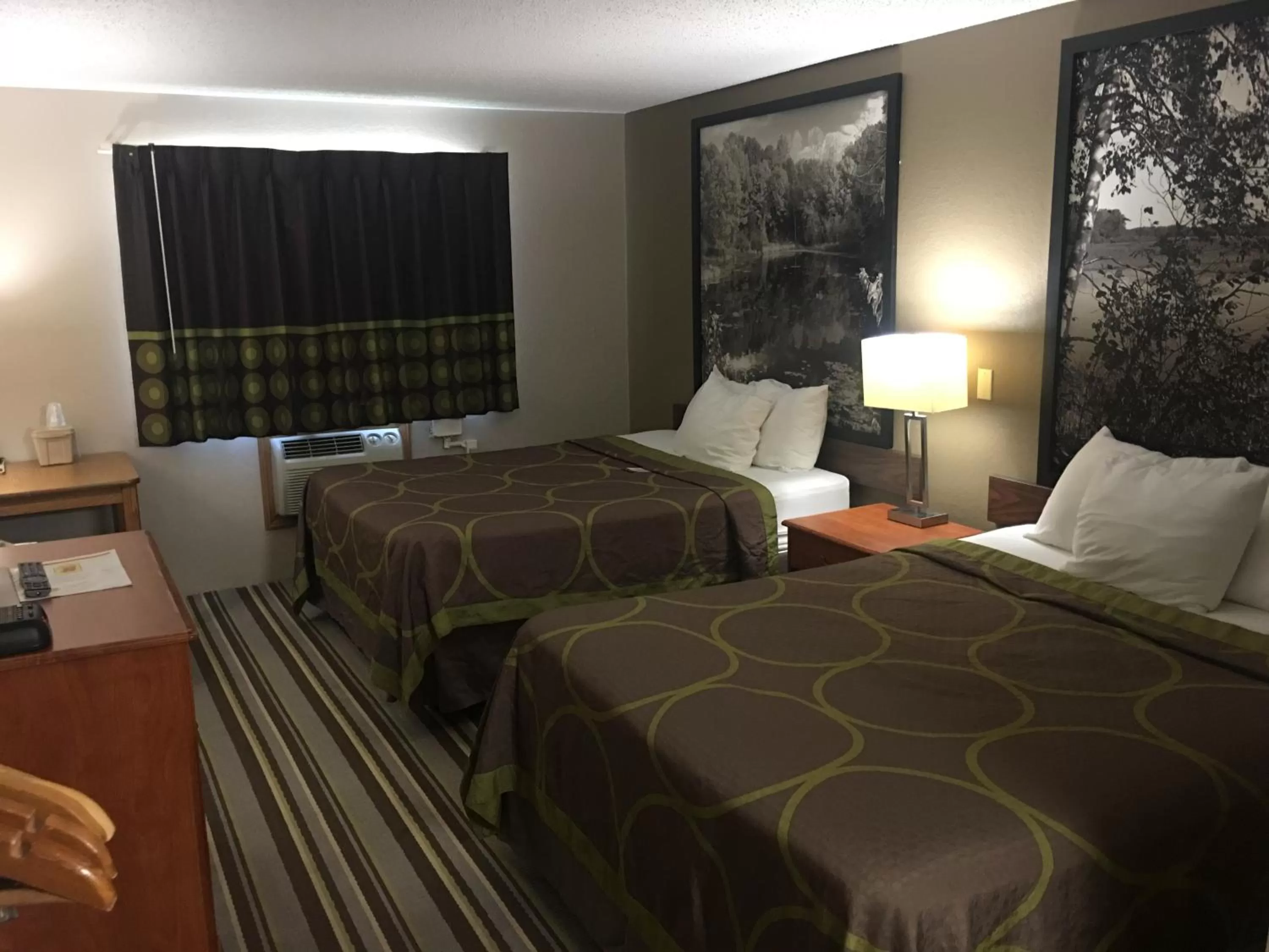 Bed in Super 8 by Wyndham Blue Earth