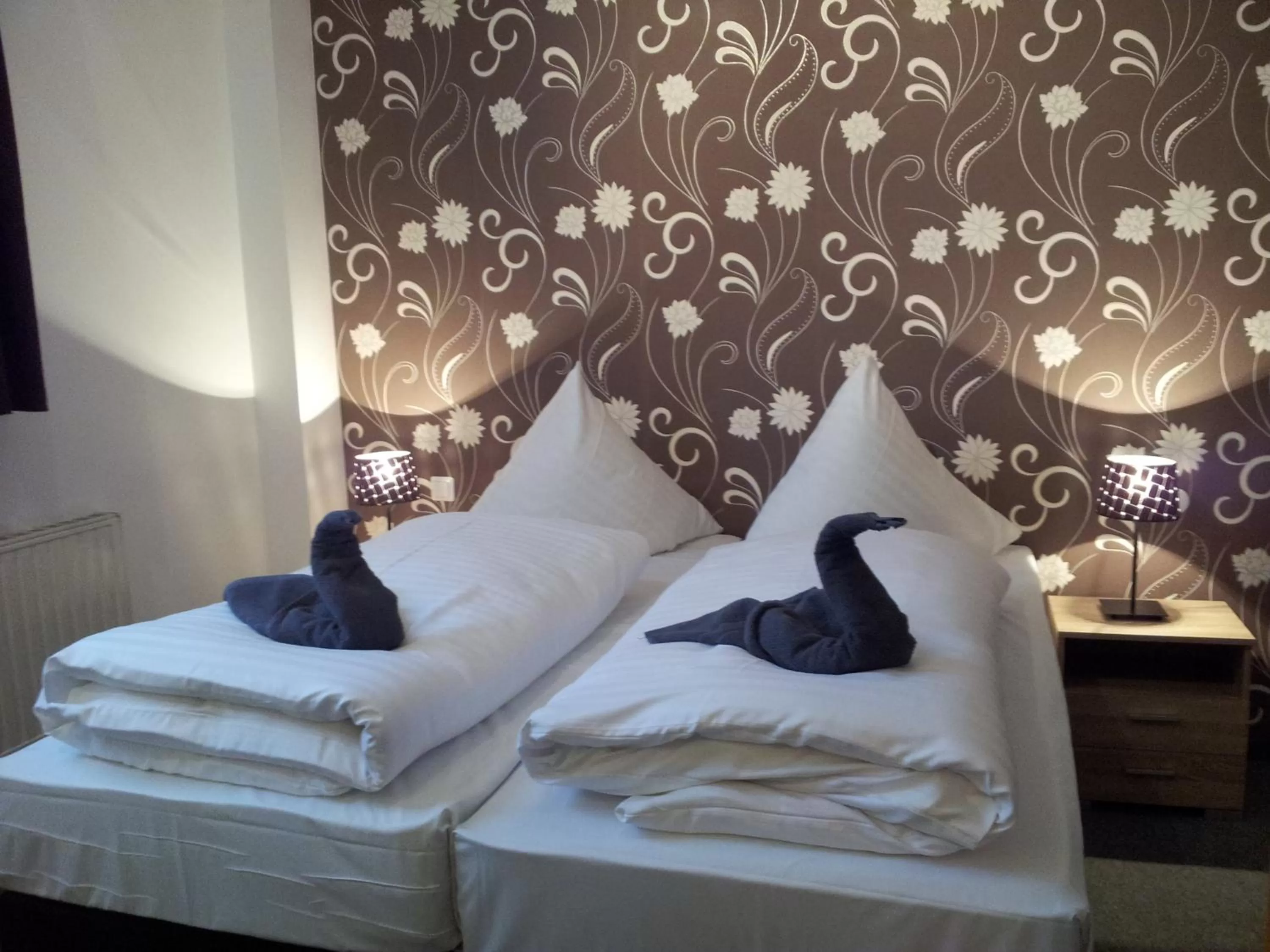 Bed in Landgasthof Mörsbergei