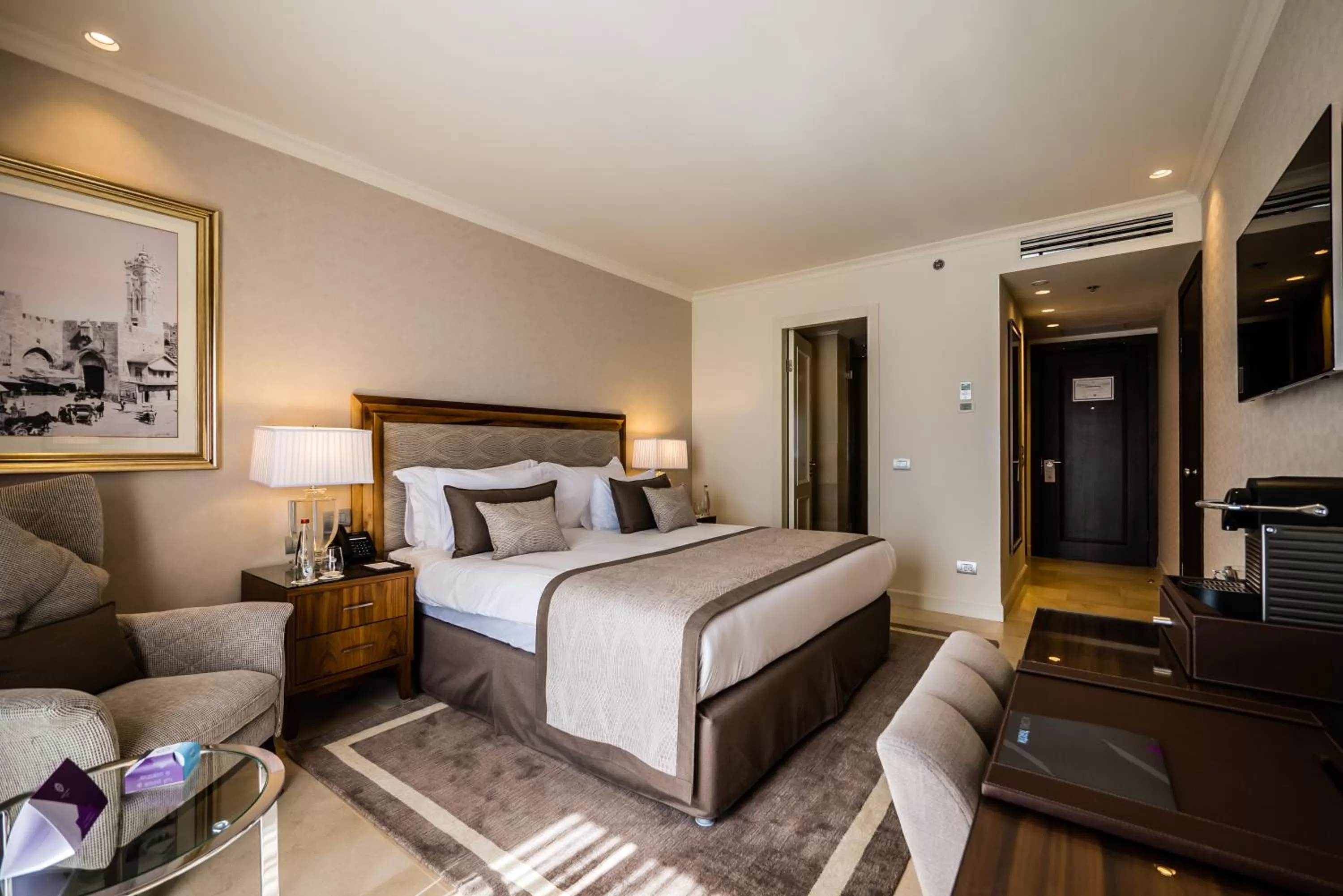 Bed in Herbert Samuel Jerusalem