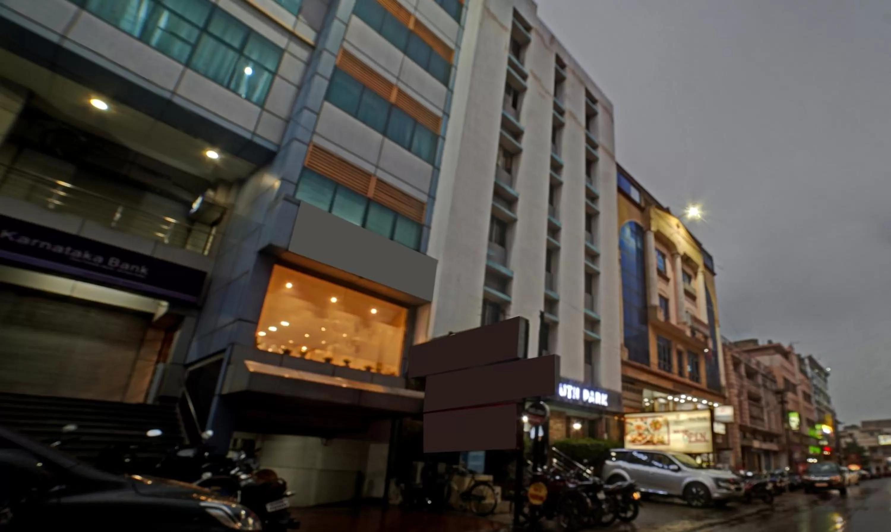 Facade/entrance, Property Building in Treebo Trend South Park Bistupur