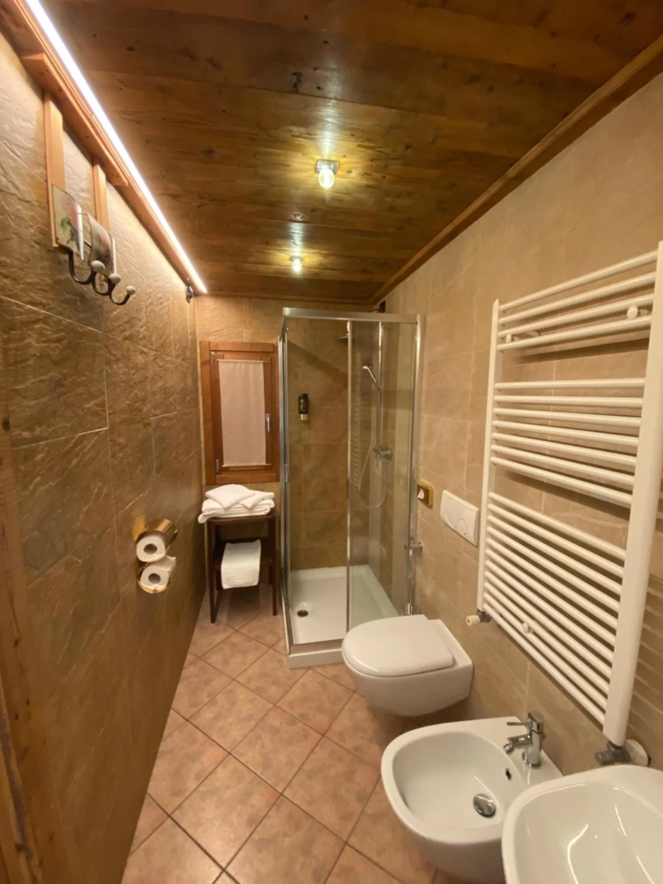 Shower, Bathroom in Le Fate Corbezzole