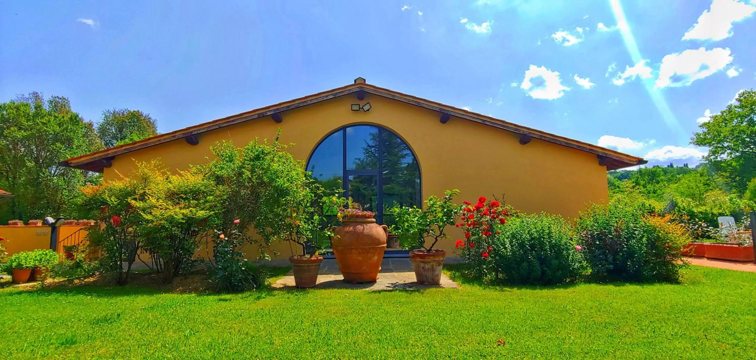 Property building in Torrebianca Tuscany