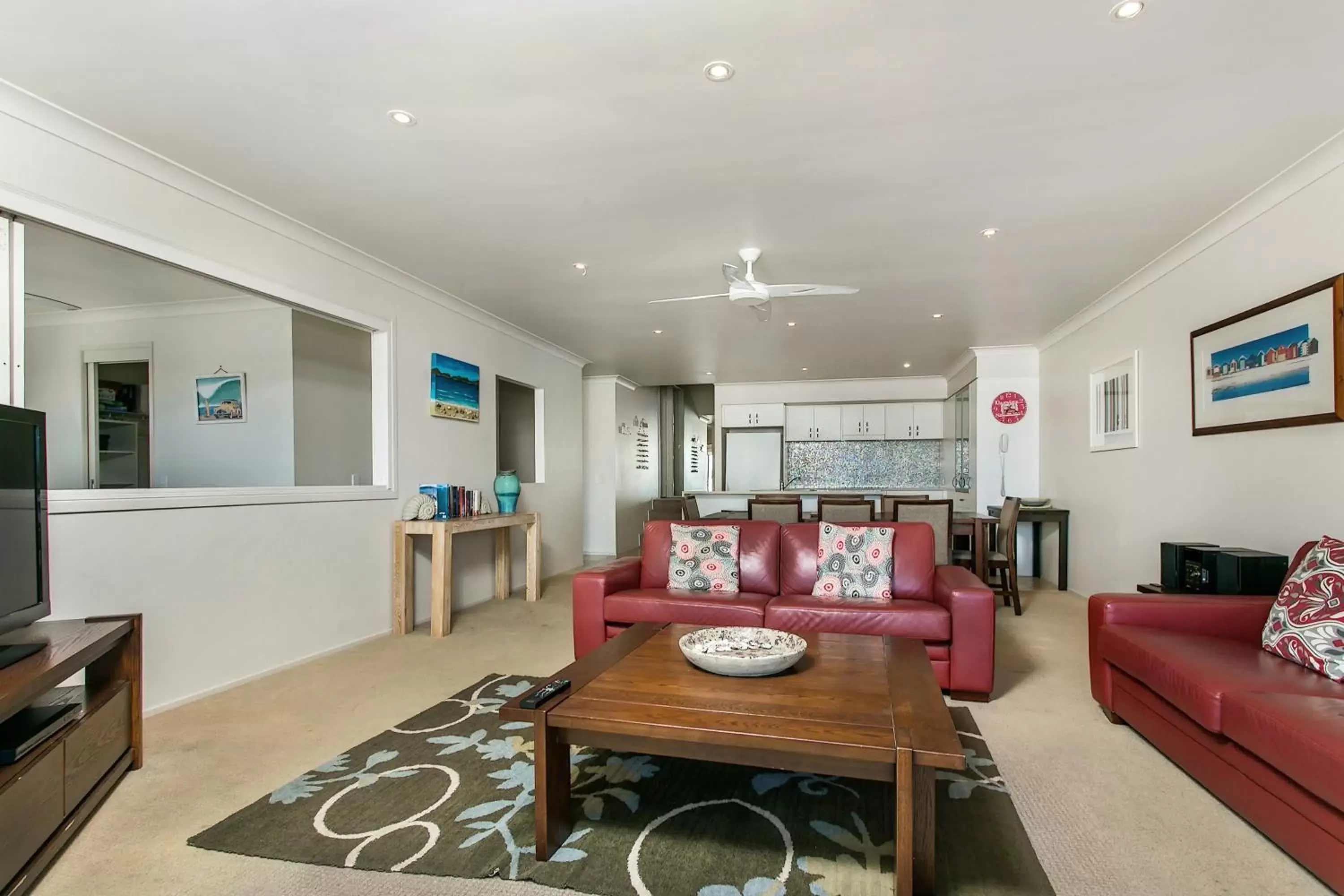 Three-Bedroom Apartment Non WaterFront in Sunrise Cove Holiday Apartments by Kingscliff Accommodation Three-Bedroom Apartment Non WaterFront in Sunrise Cove Holiday Apartments by Kingscliff Accommodation