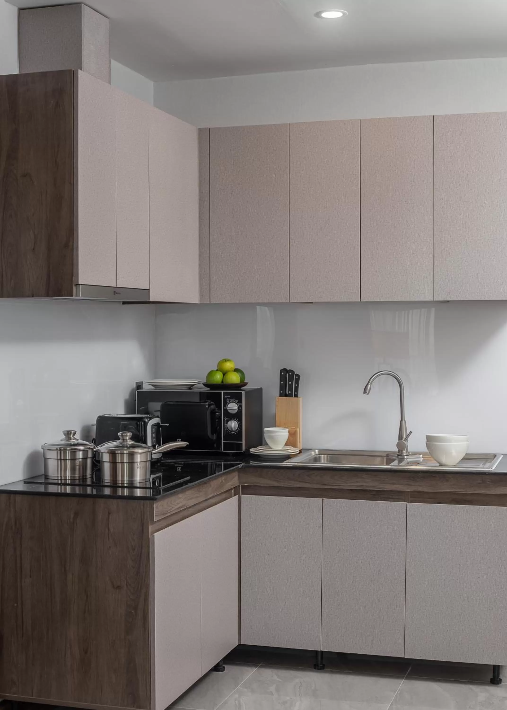 Coffee/tea facilities in Sensory Park Urban Hotel