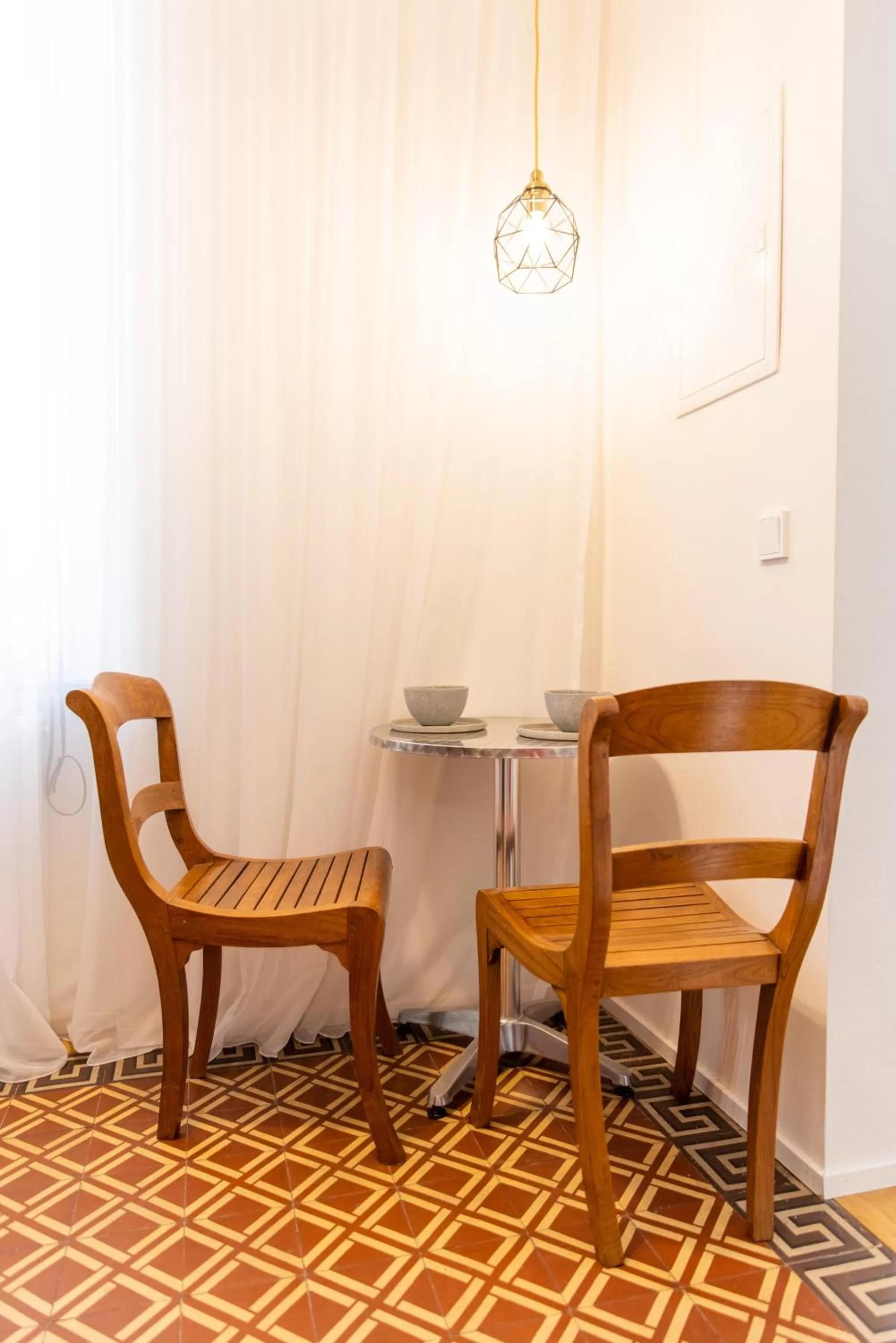 Dining Area in Luxstay Bad Nauheim - Self-Check-In