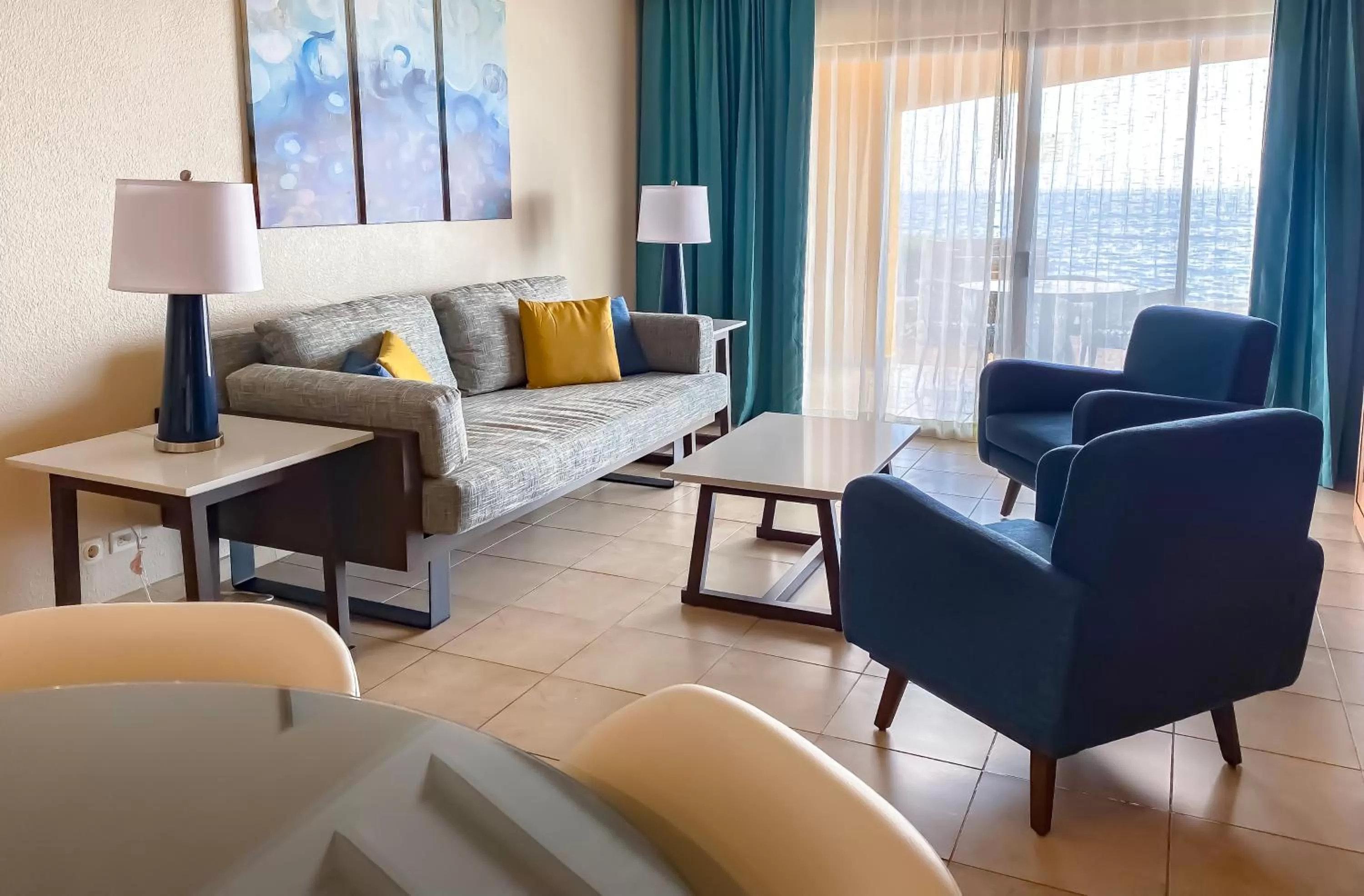 One-Bedroom Suite in The Royal Sea Aquarium Resort