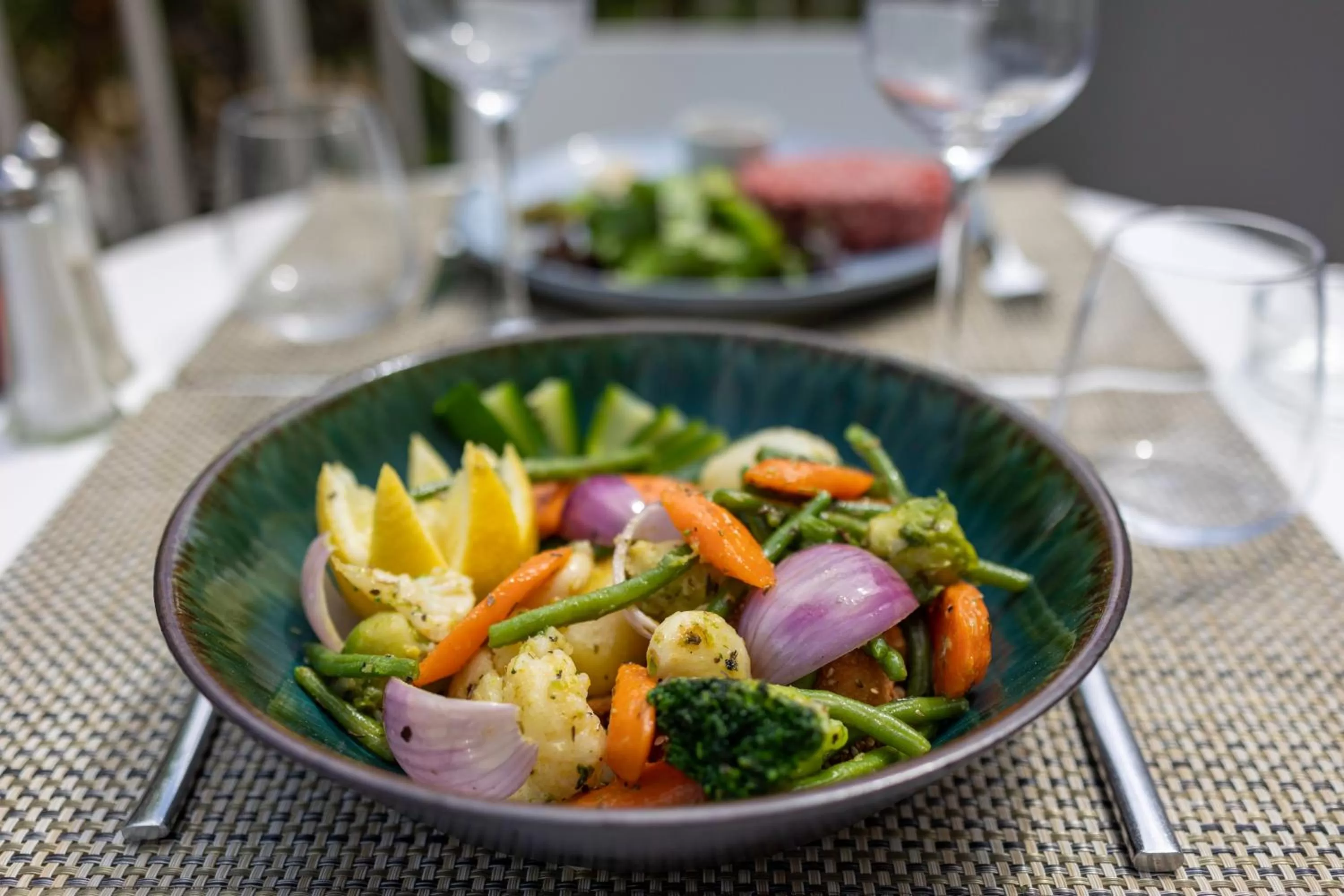 Restaurant/places to eat in Hôtel restaurant Kyriad Fréjus