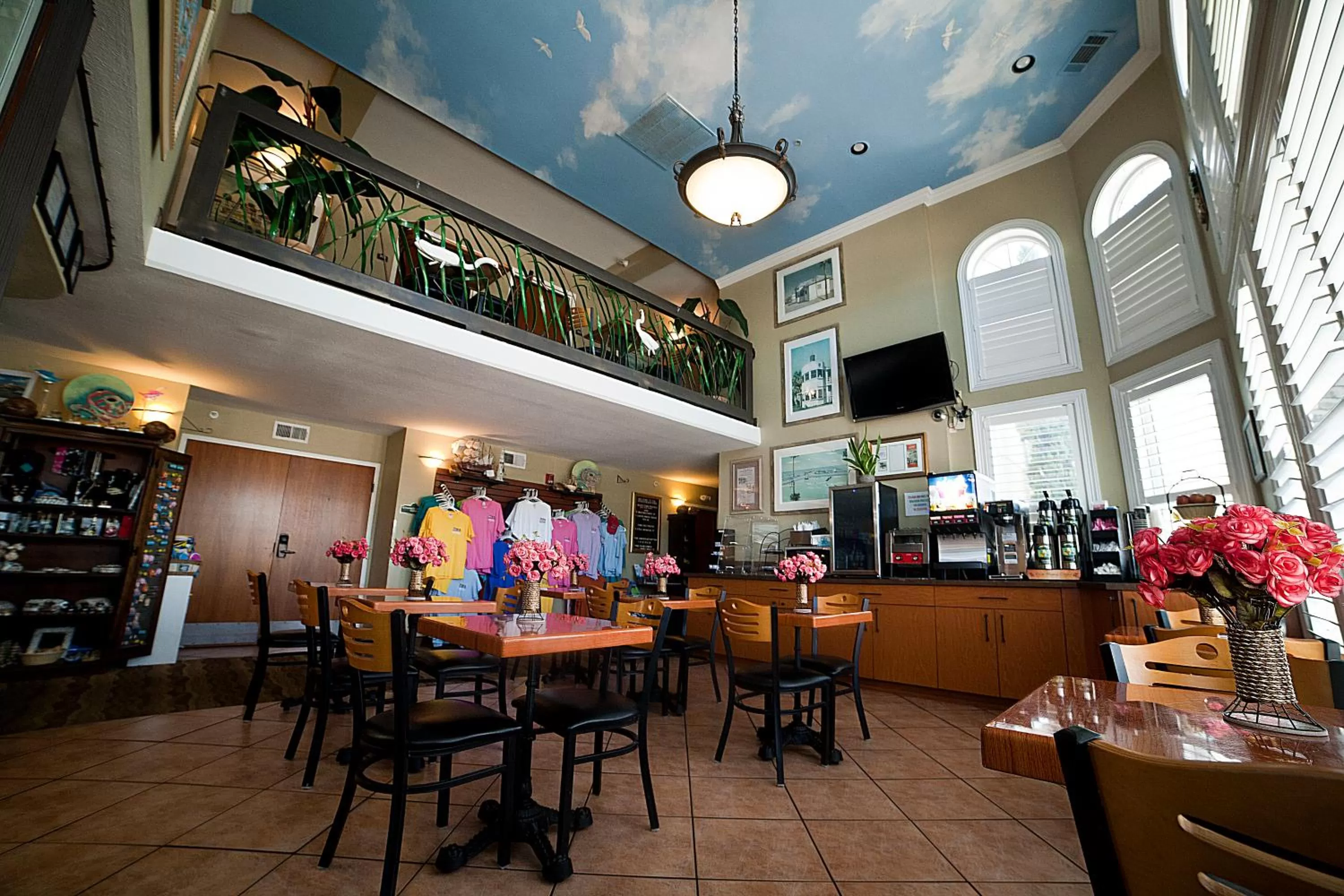 Restaurant/places to eat in DeSoto Beach Hotel