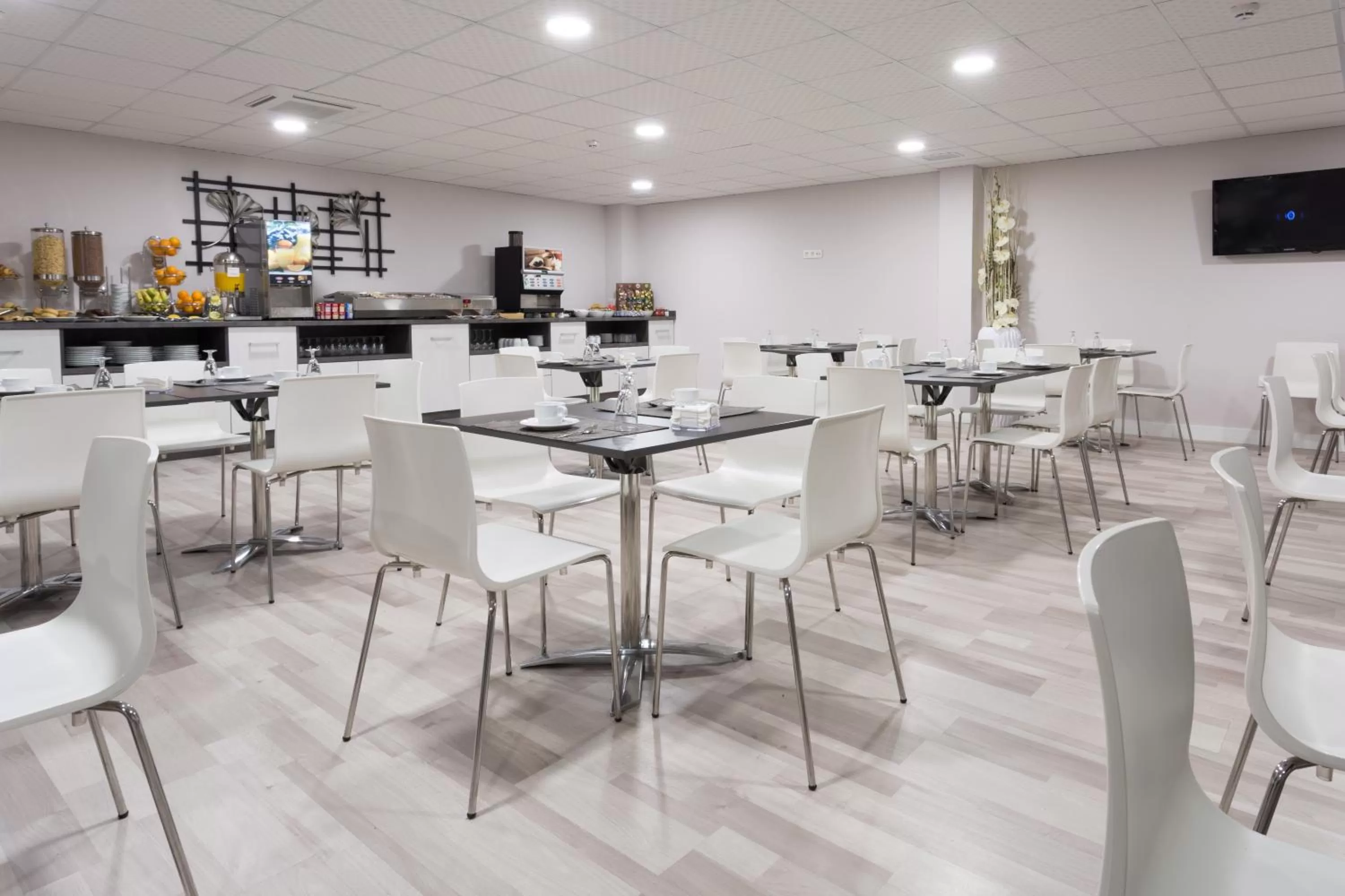 Restaurant/places to eat in Hotel Familia Conde