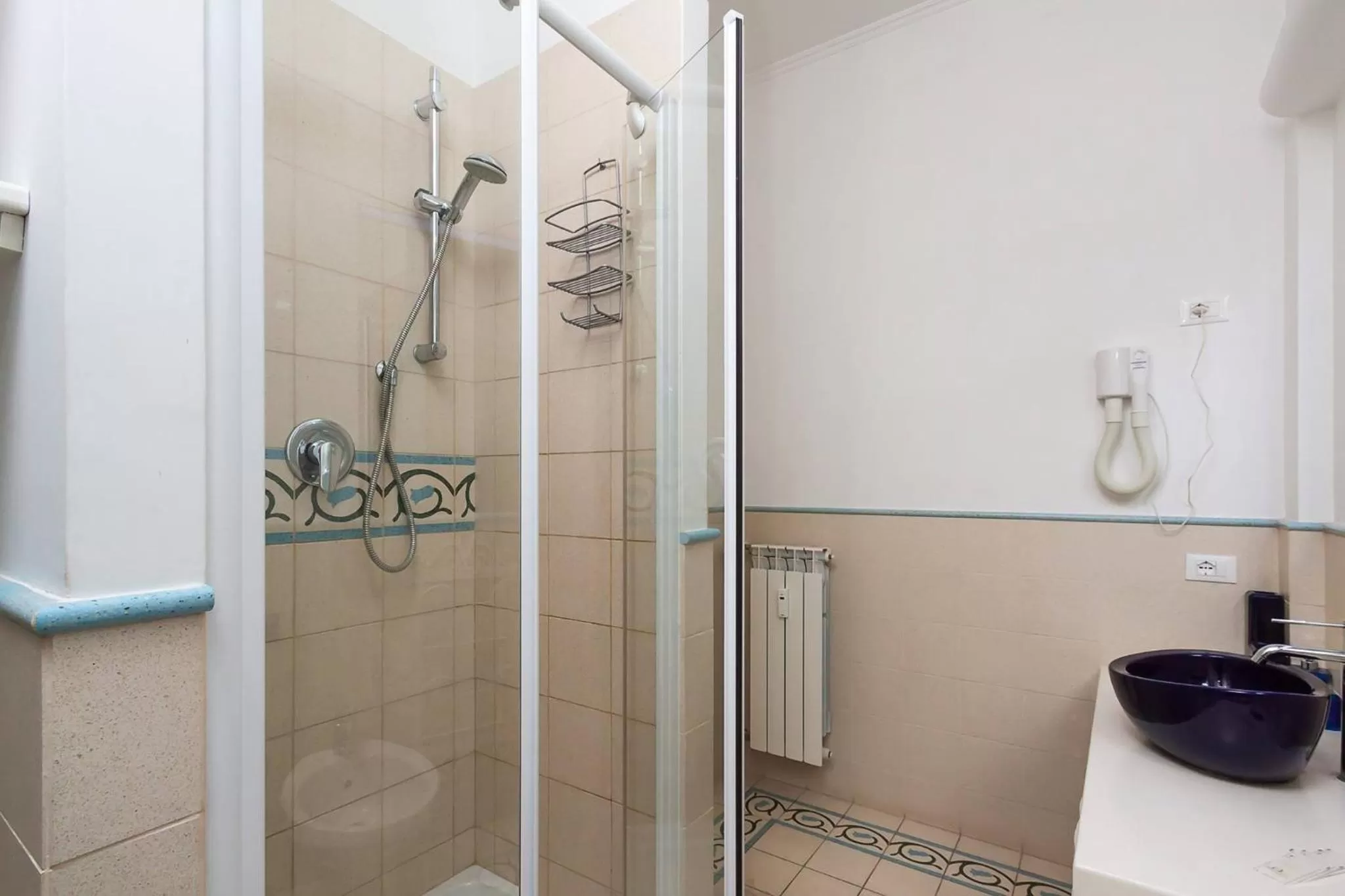 Bathroom in Residenza Romana