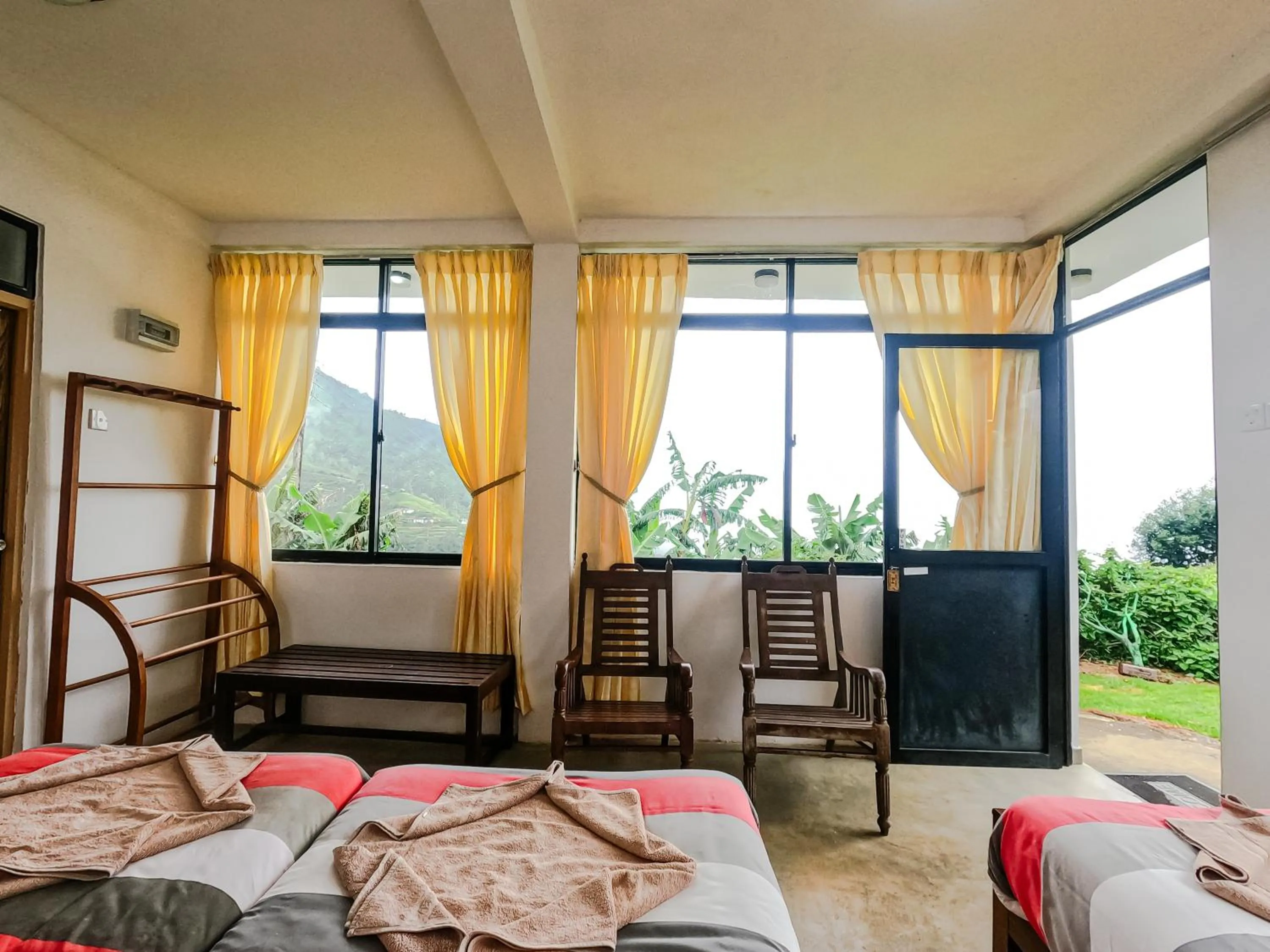 Bed in Hill Safari - Tea Estate Villa