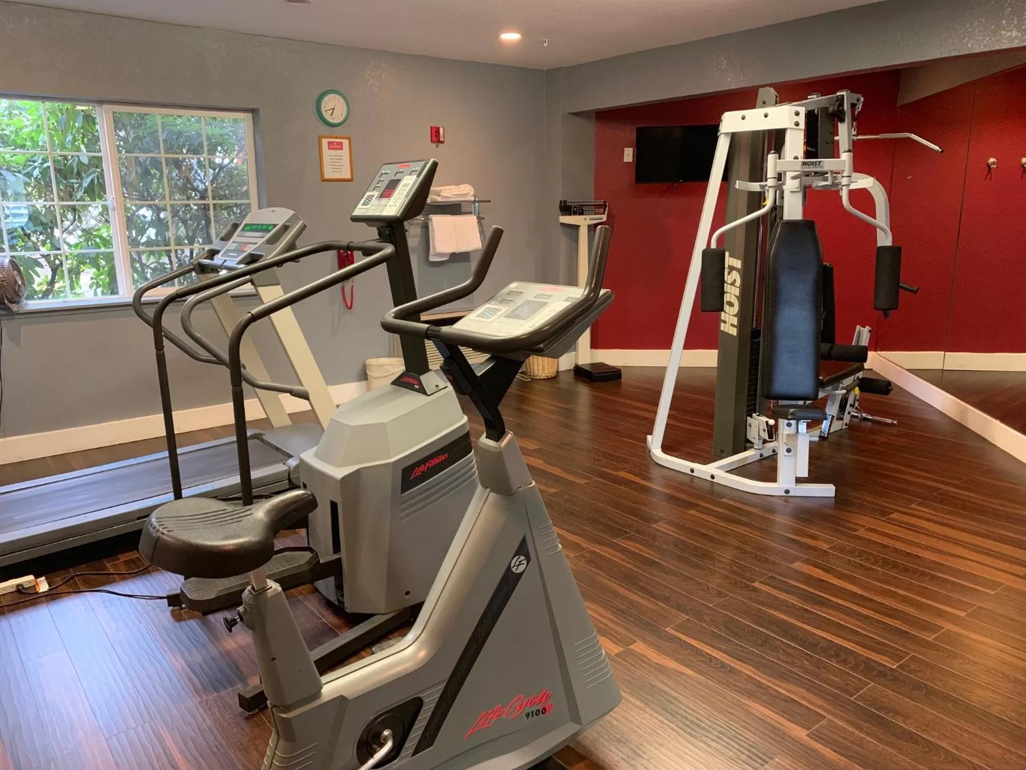 Fitness centre/facilities in Ramada by Wyndham Portland