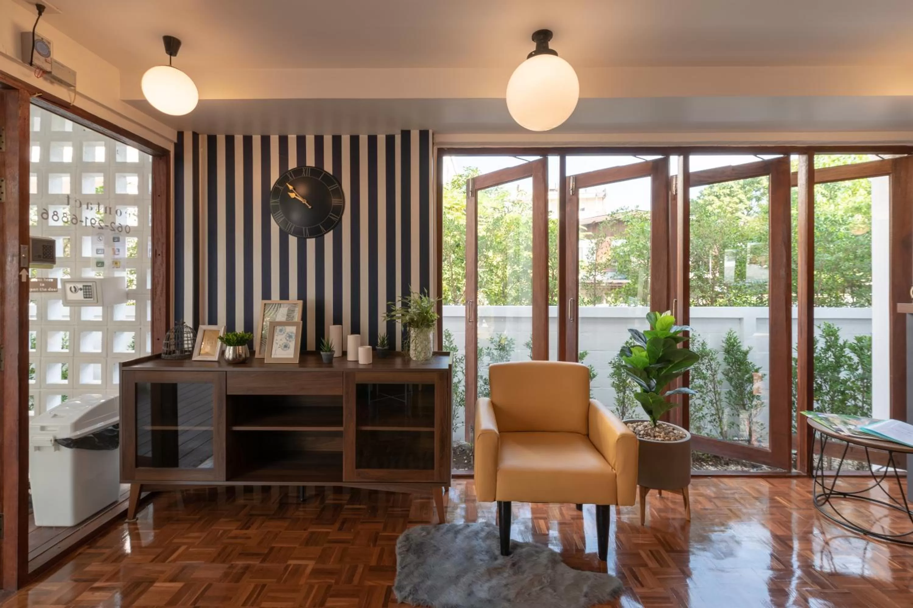 Lobby or reception in The Mellow Pillow Hotel @ Chiang Mai Gate