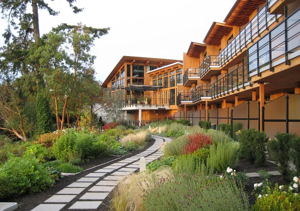 Property building in Brentwood Bay Resort & Spa