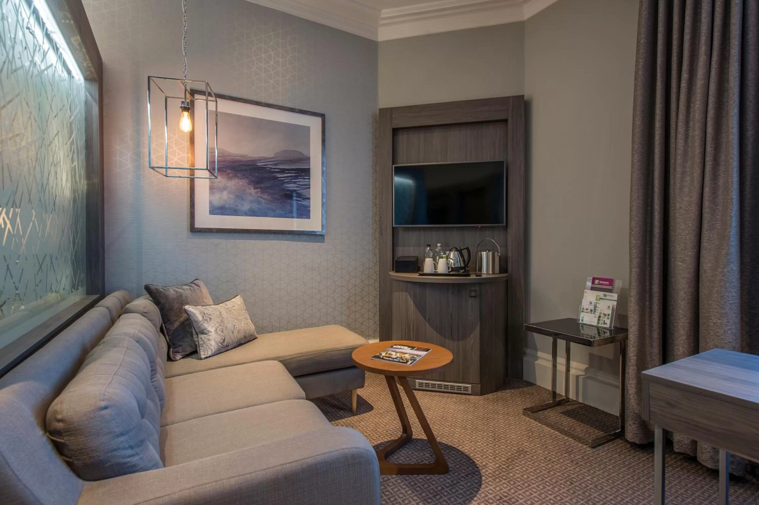 Photo of the whole room in Crowne Plaza Royal Victoria - Sheffield by IHG