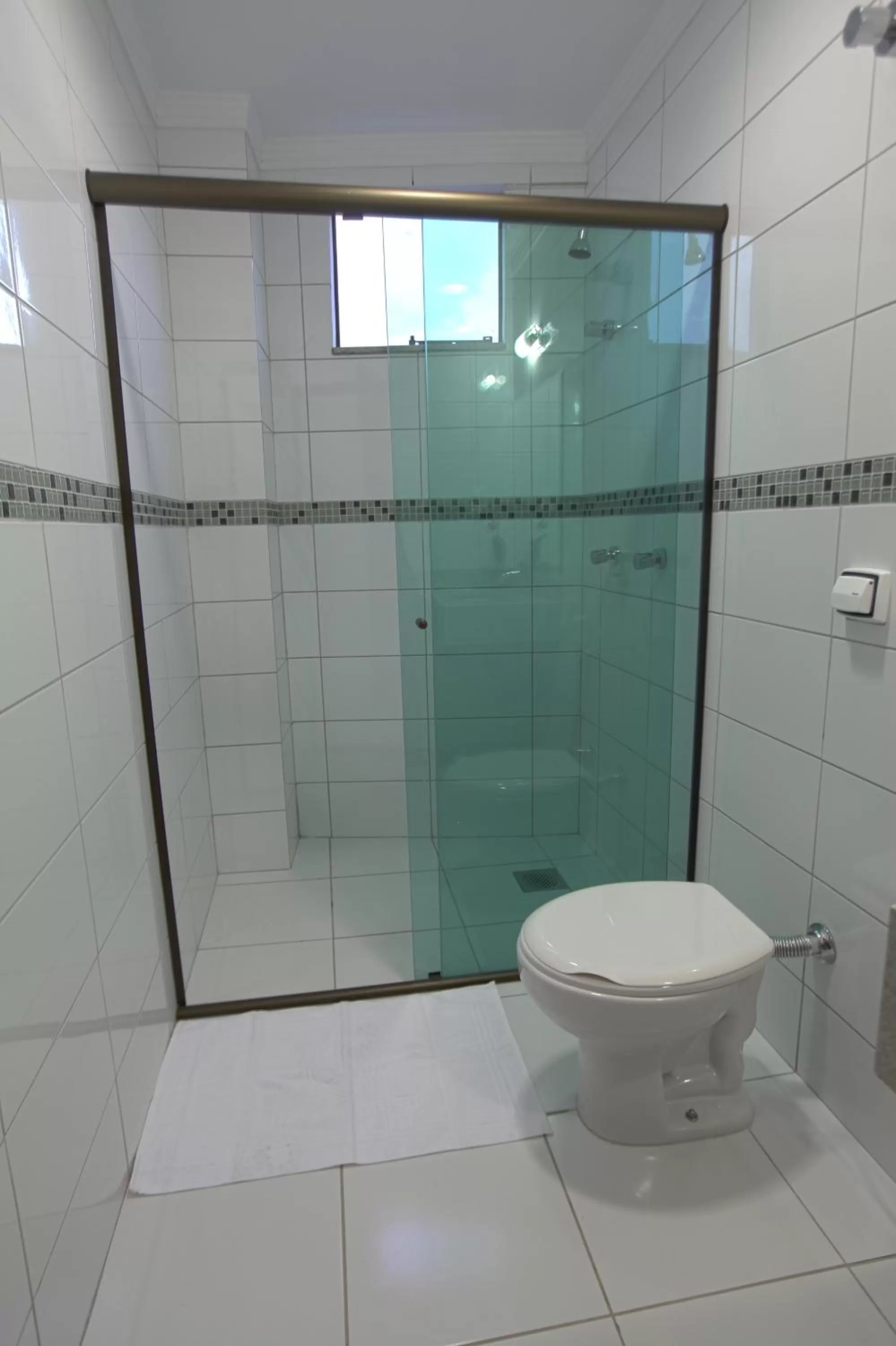 Bathroom in Skala Traveling Hotel