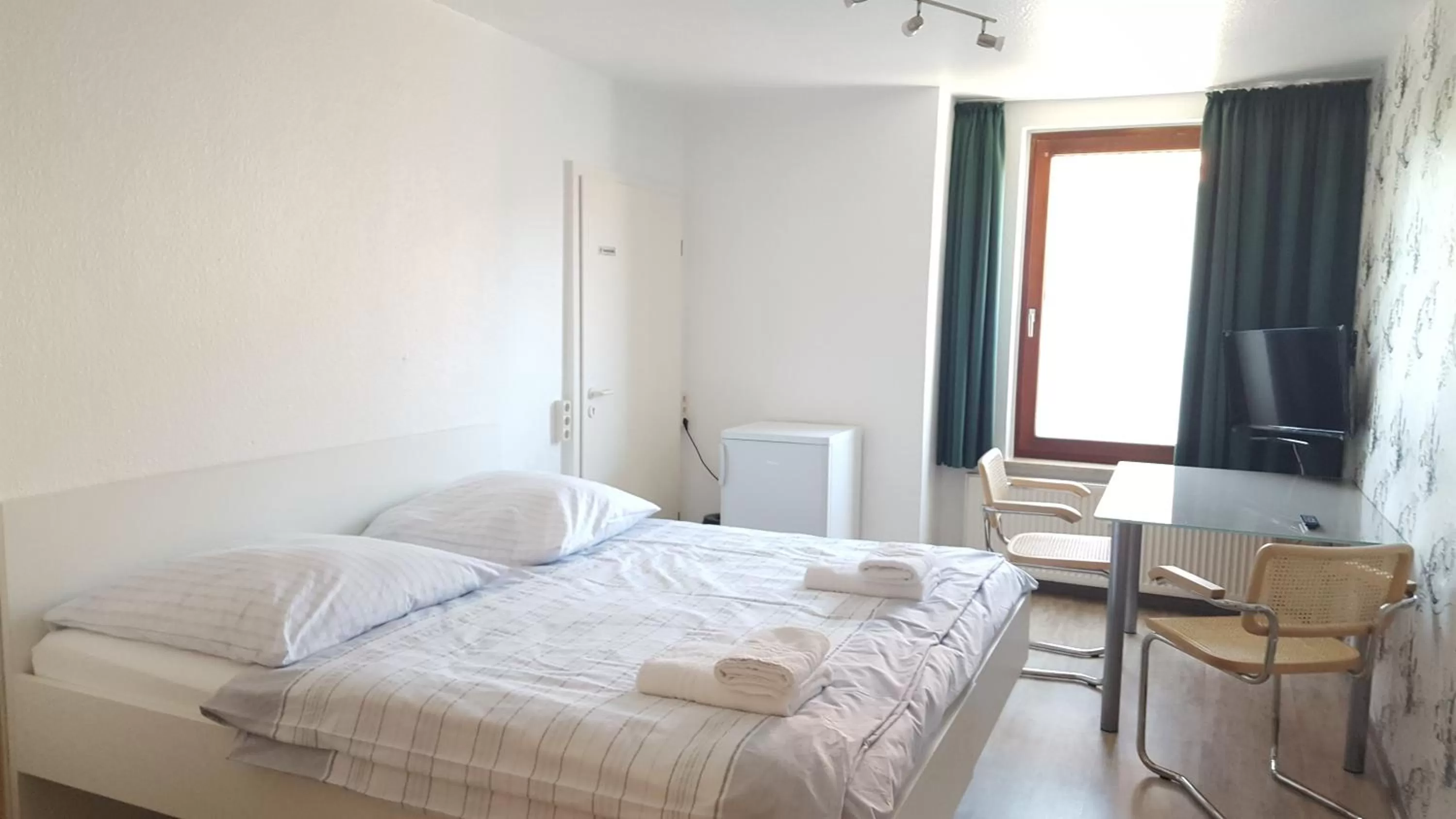 Bed in Aparthotel B & L