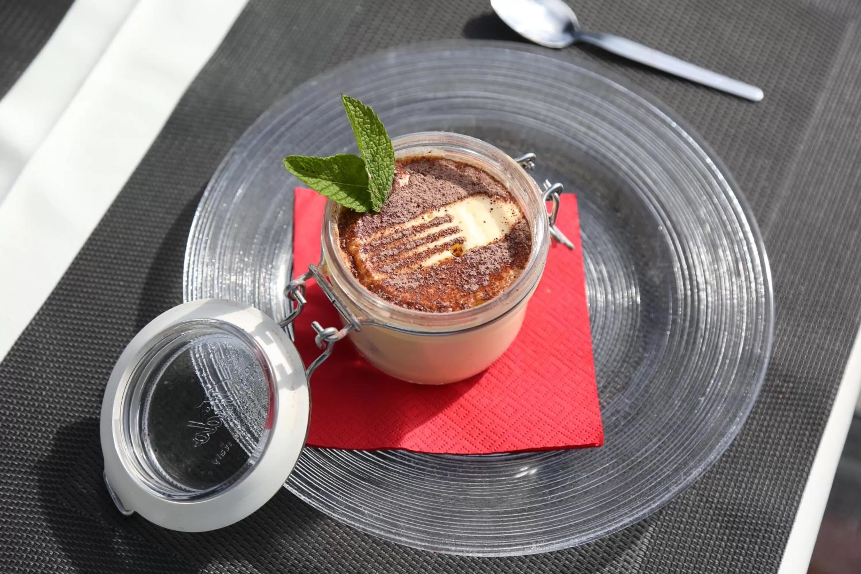 Restaurant/places to eat in Al Pozz Boutique Resort