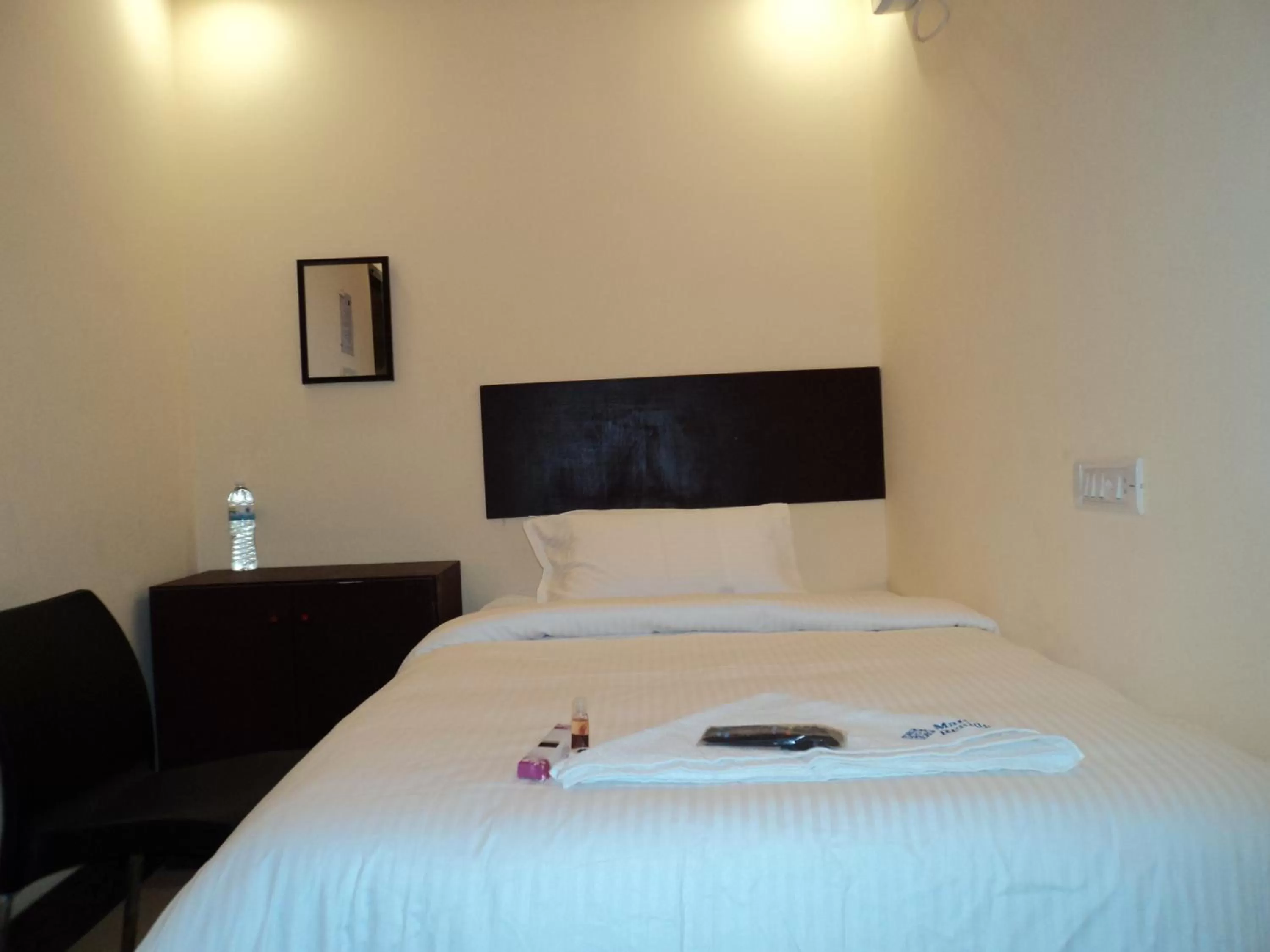 Bed in Mani's residency