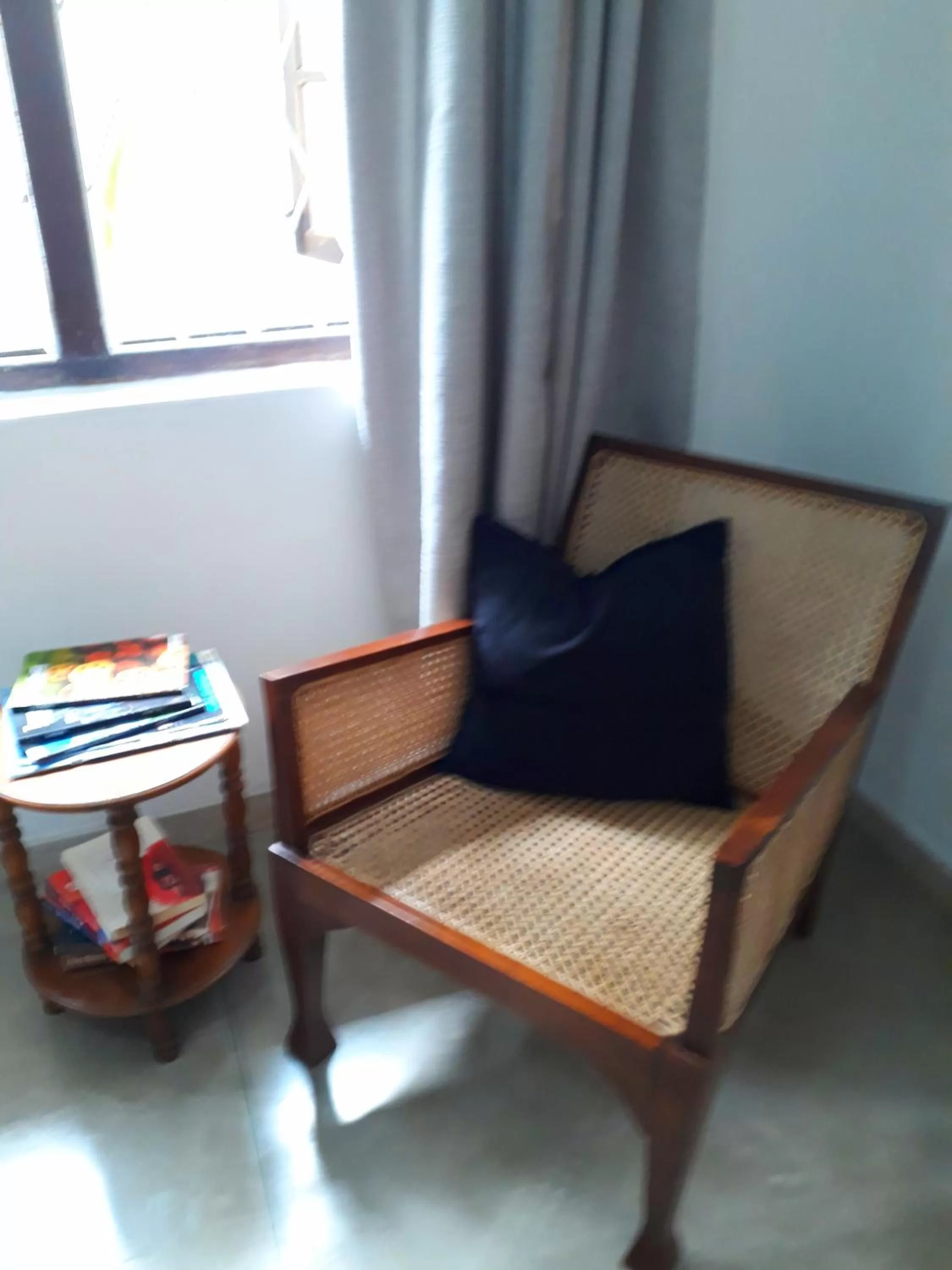 Decorative detail, Seating Area in "27" Spathodea- Oasis in the City