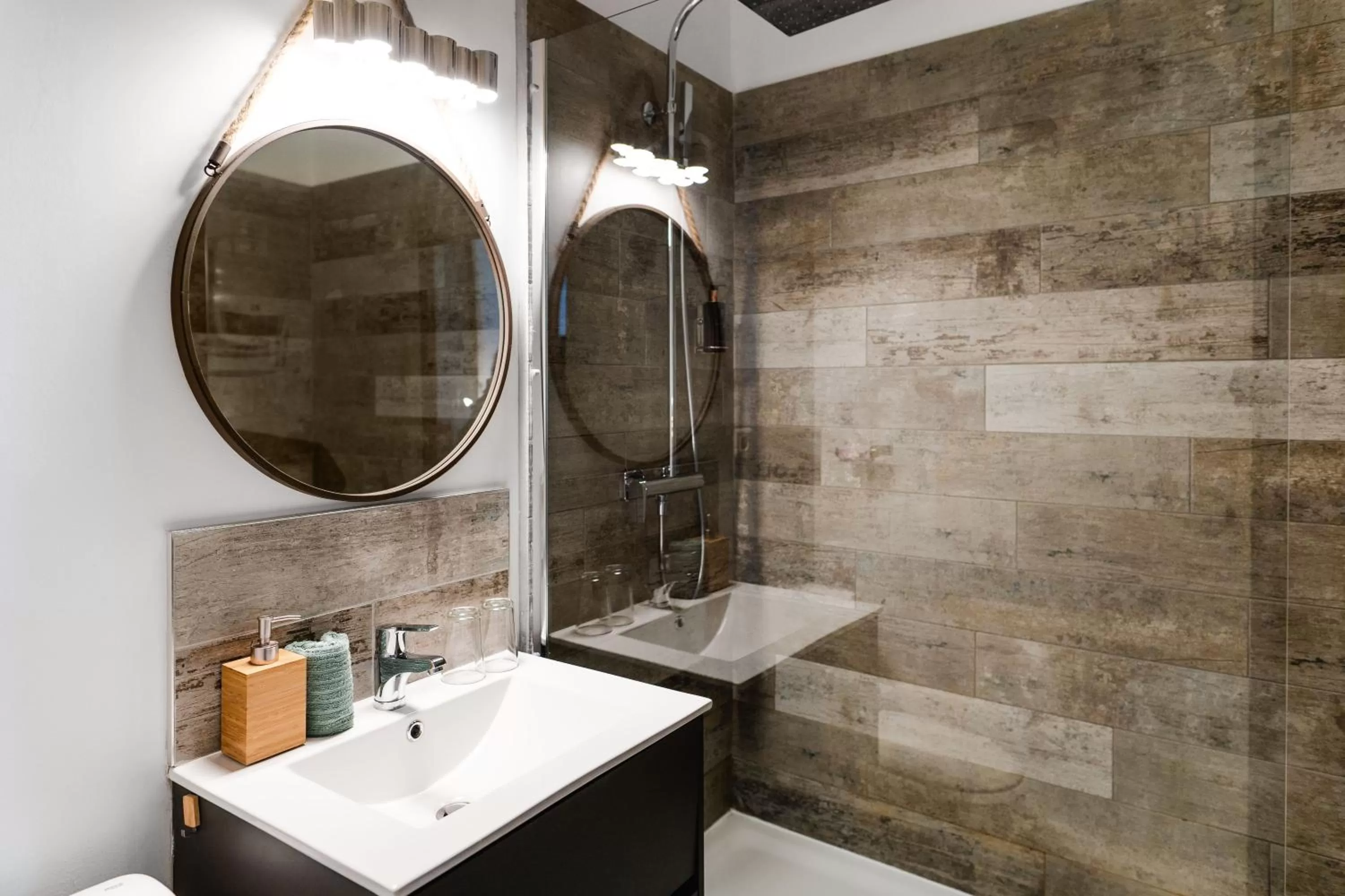 Bathroom in La Maison Gustave