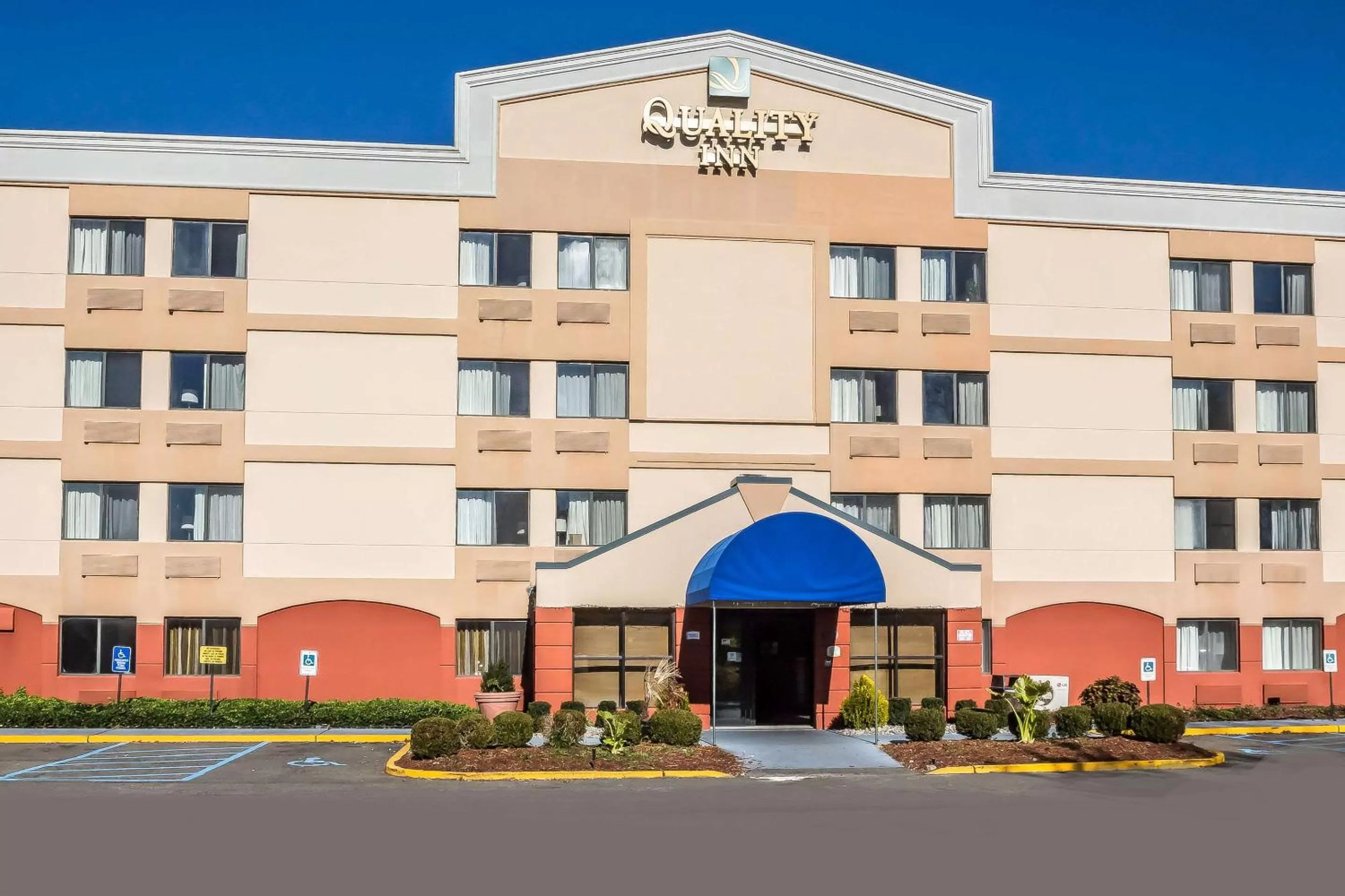 Quality Inn Spring Valley - Nanuet