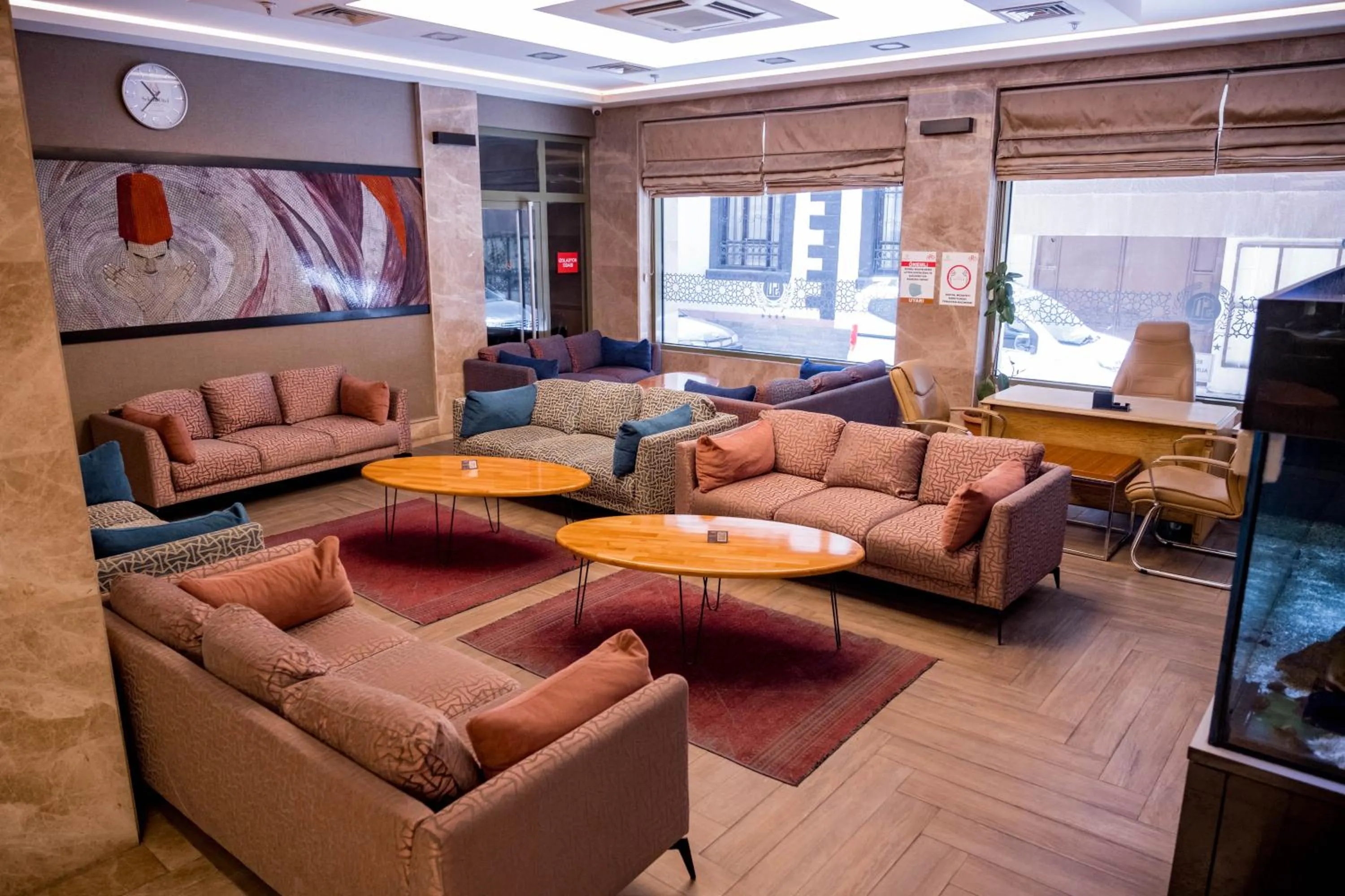 Seating area in Selçuk Hotel