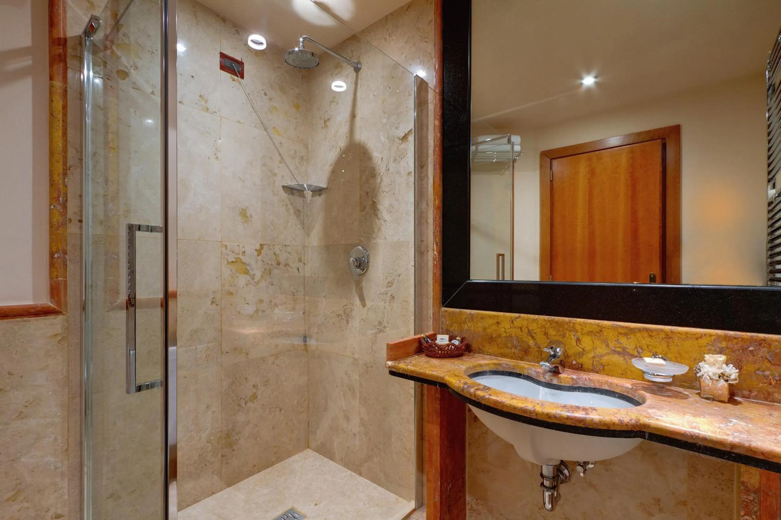 Bathroom in Residenza RomaCentro