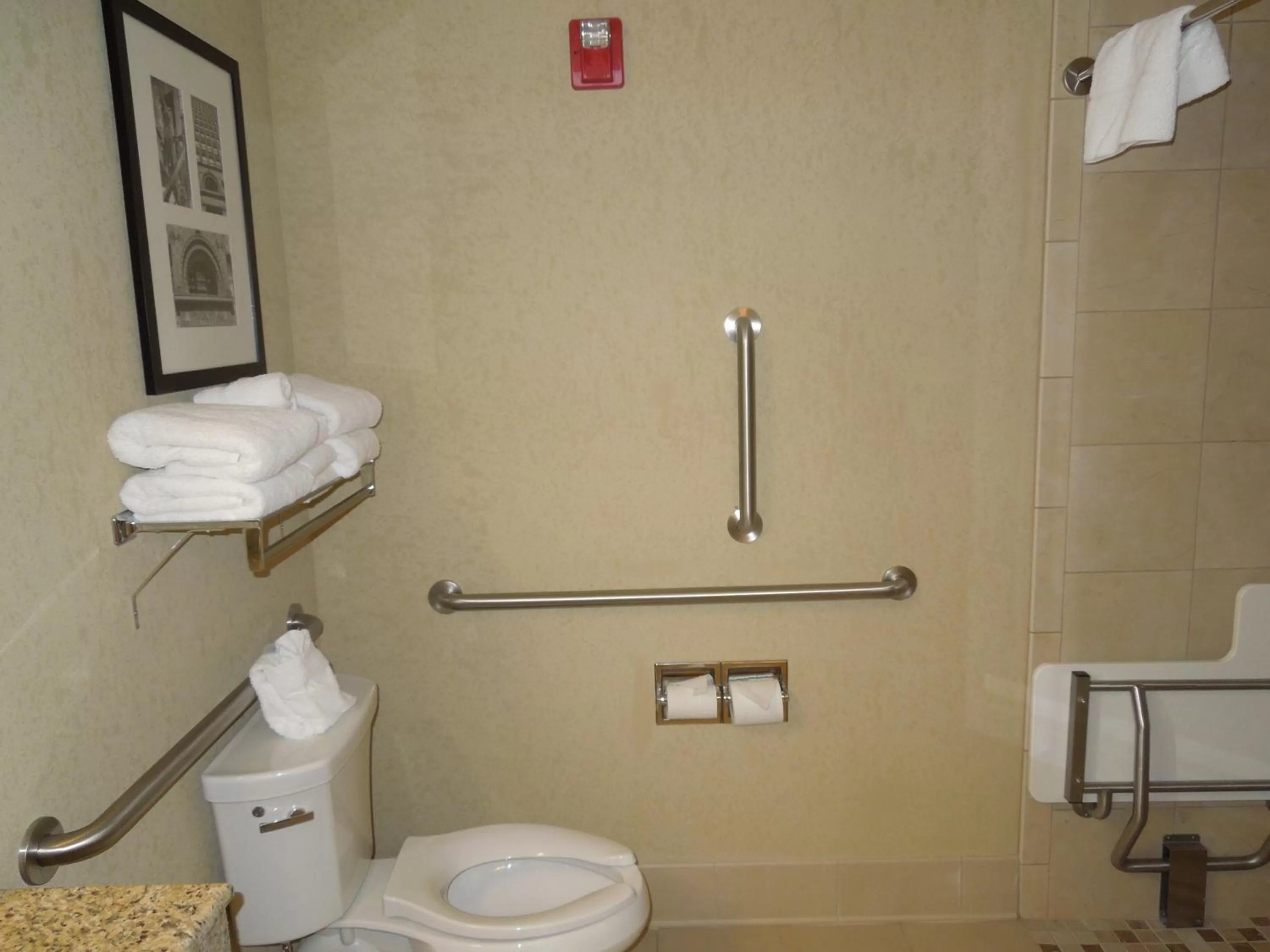 King Suite - Disability Access in Country Inn & Suites by Radisson, Buffalo South I-90, NY