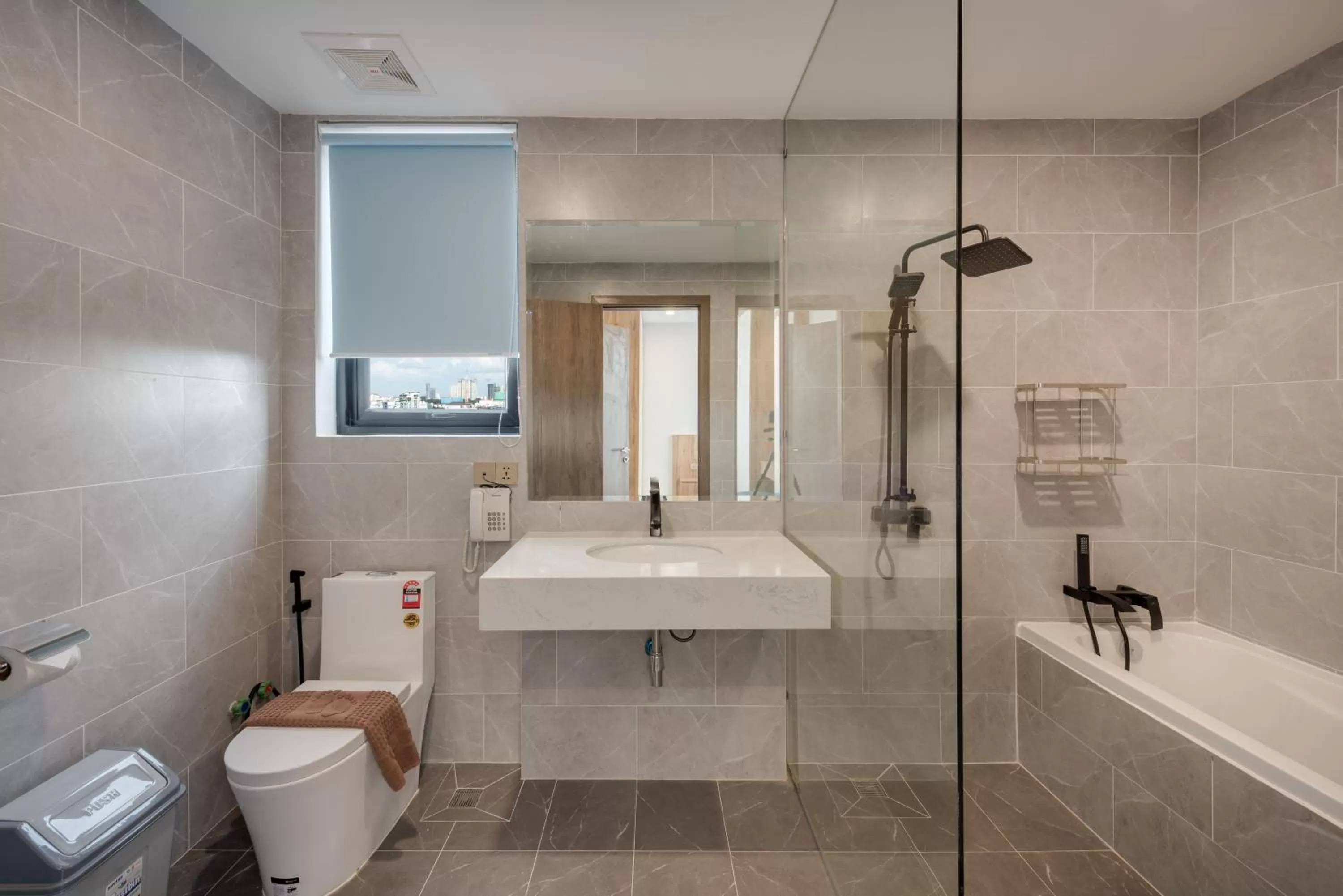 Toilet in AMATA Residence