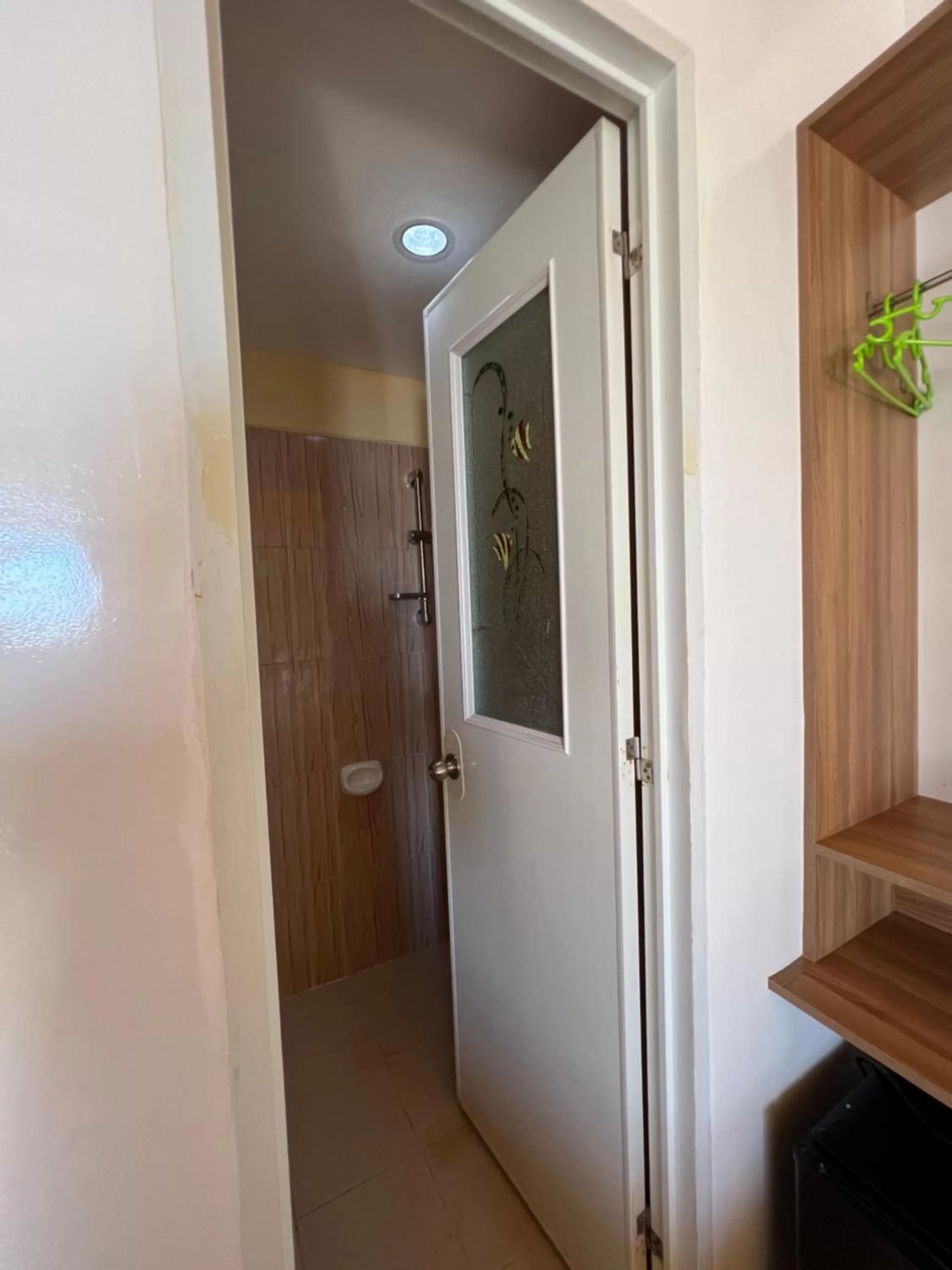 Shower in Ging-Ging Hotel And Resort