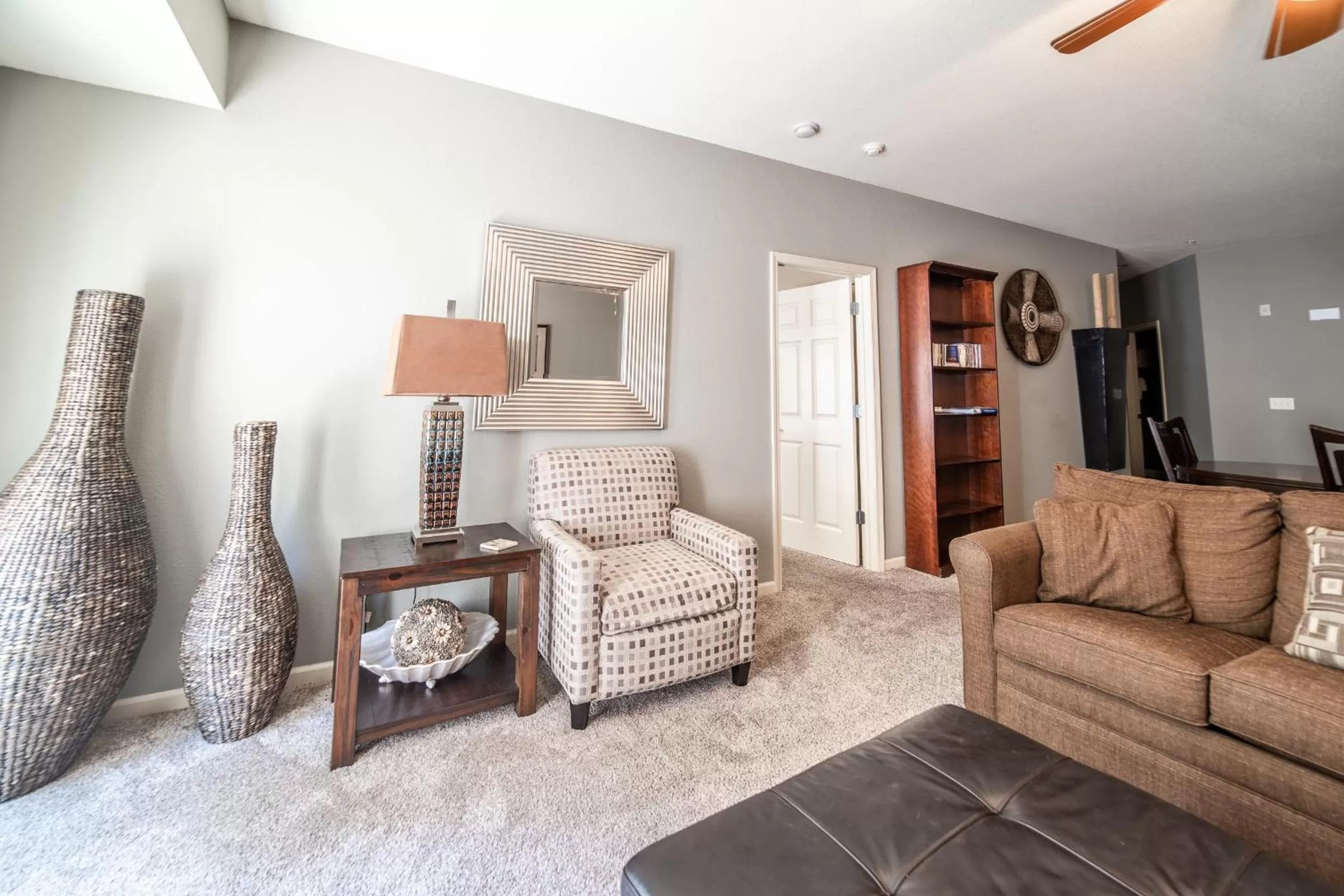 Living room in Thousand Hills Golf Resort